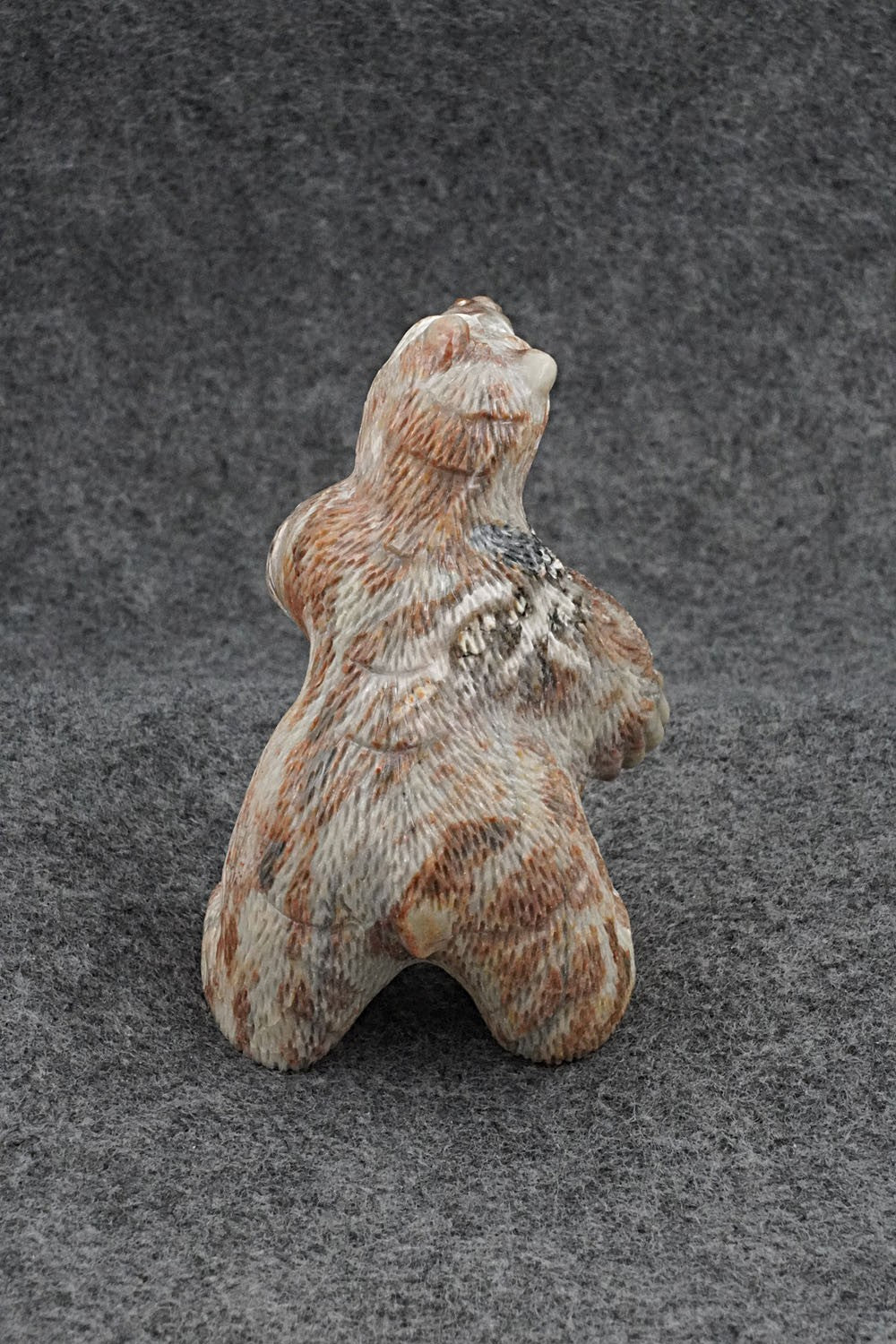 Bear Zuni Fetish Carving - Terrance Panteah