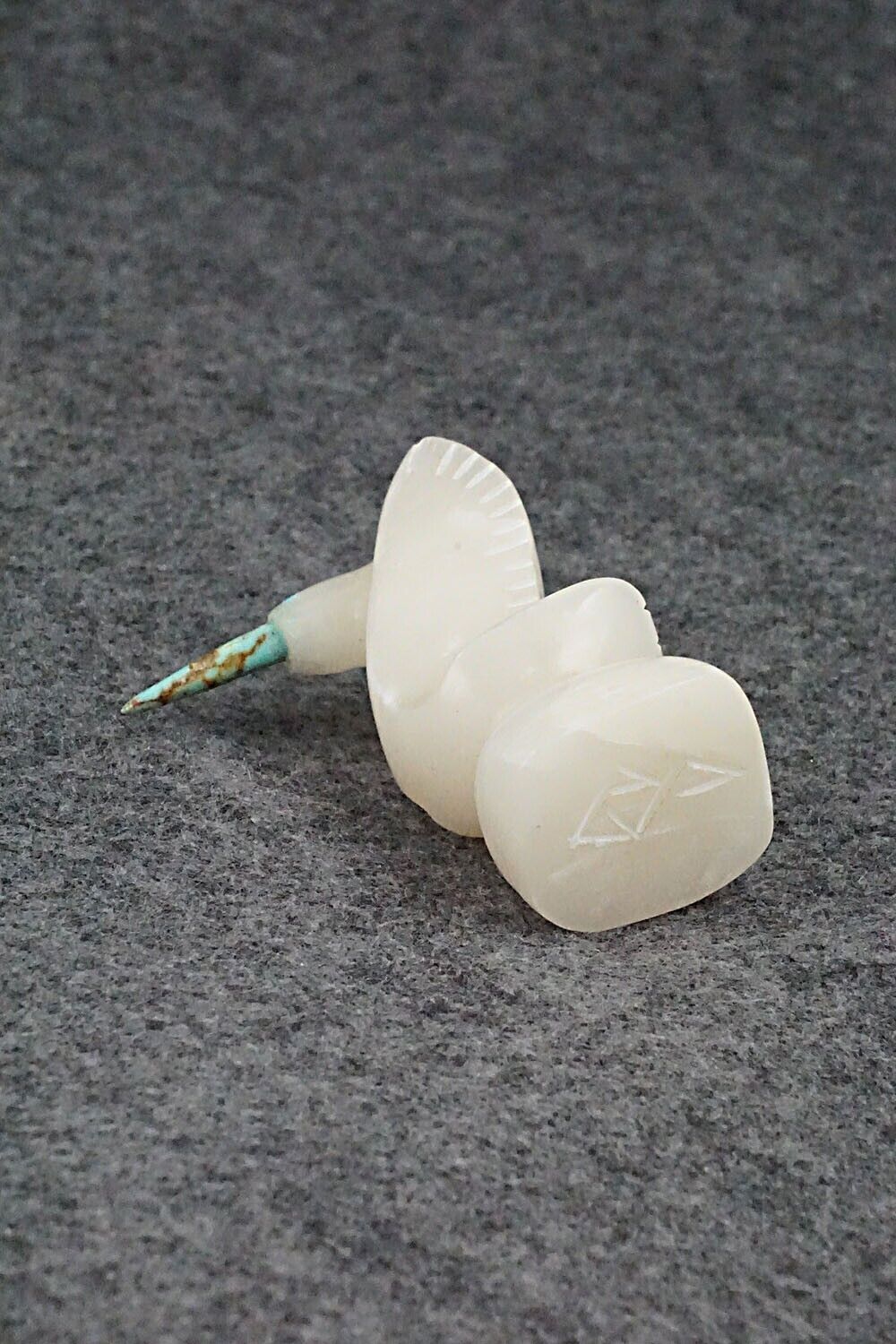 Hummingbird Zuni Fetish Carving - Brandon Phillips