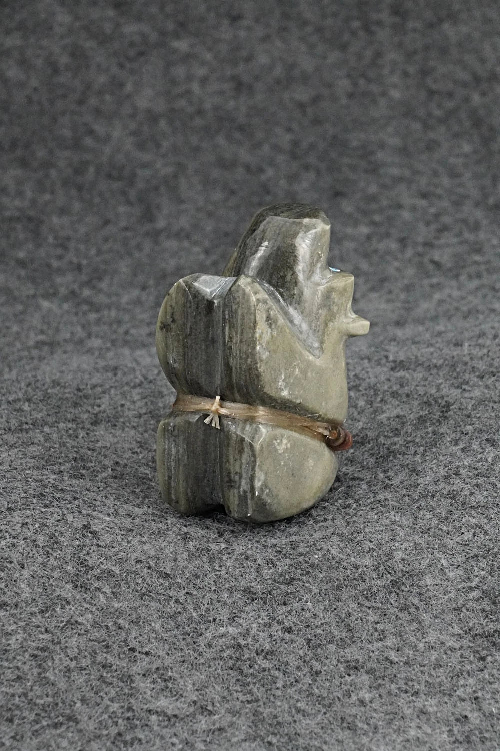 Bear Zuni Fetish Carving - Benina Kallestewa