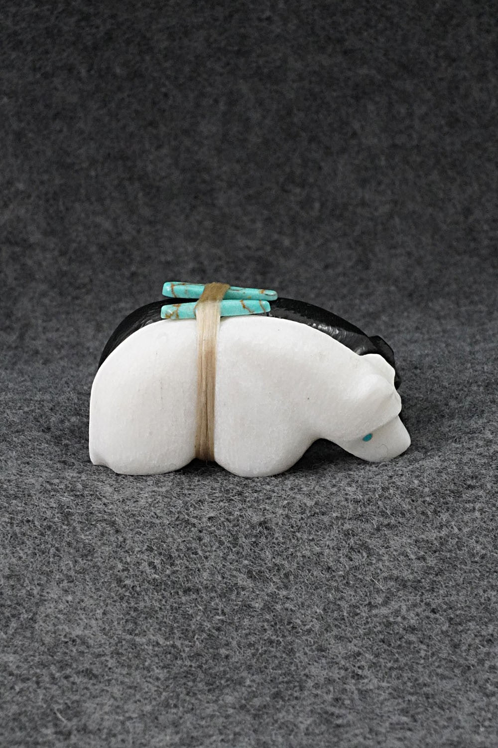 Bear Zuni Fetish Carving - Herbert Halate