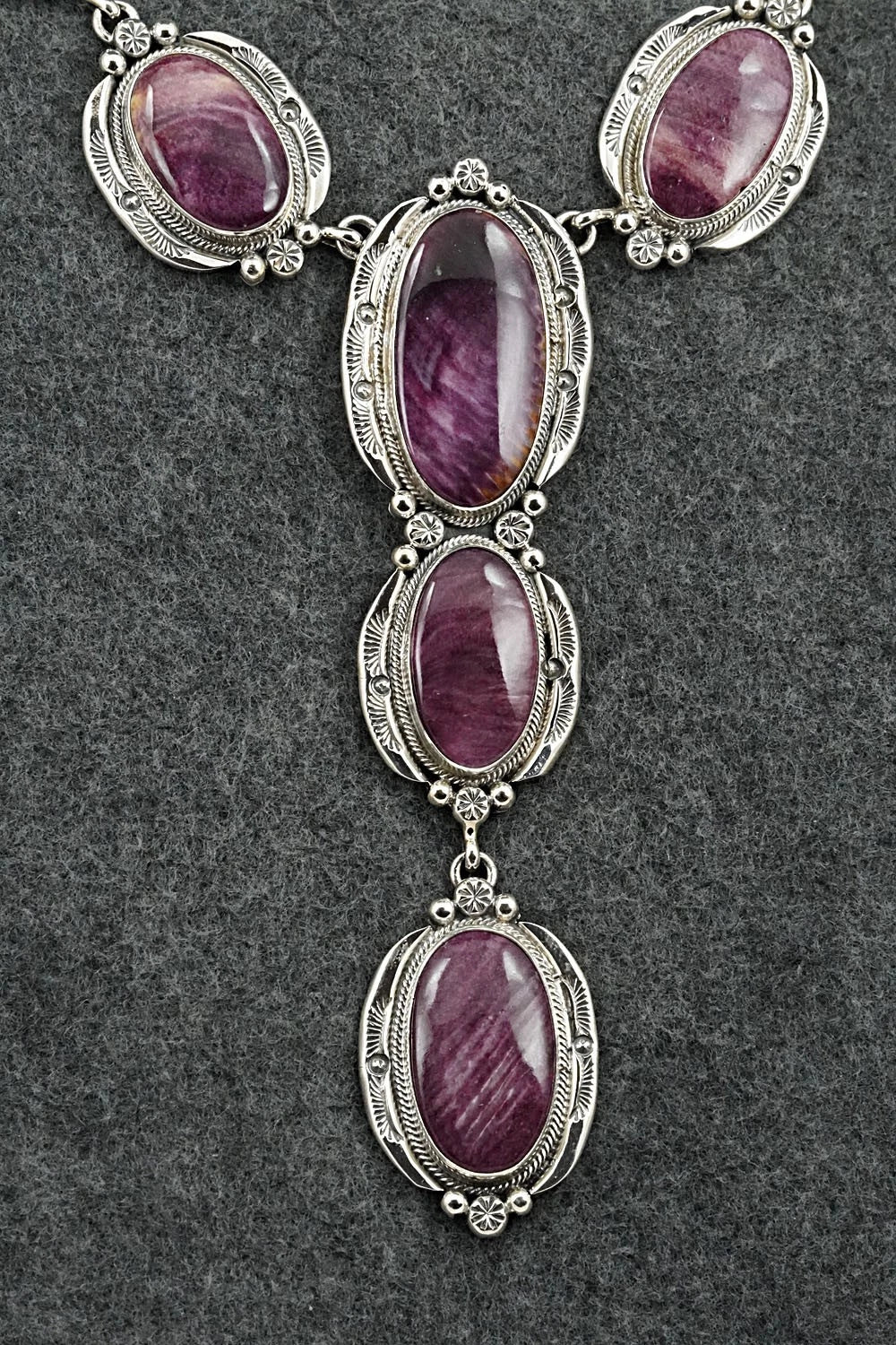 Spiny Oyster & Sterling Silver Necklace and Earrings Set - Paul Livingston