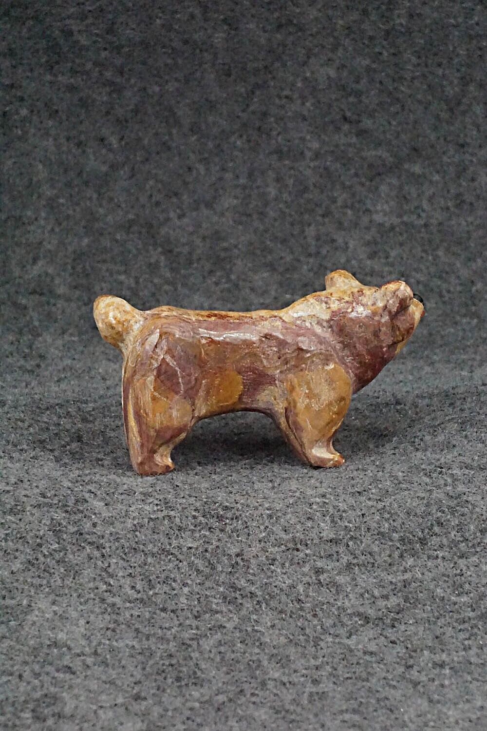 Wolf Zuni Fetish Carving - Freddie Leekya