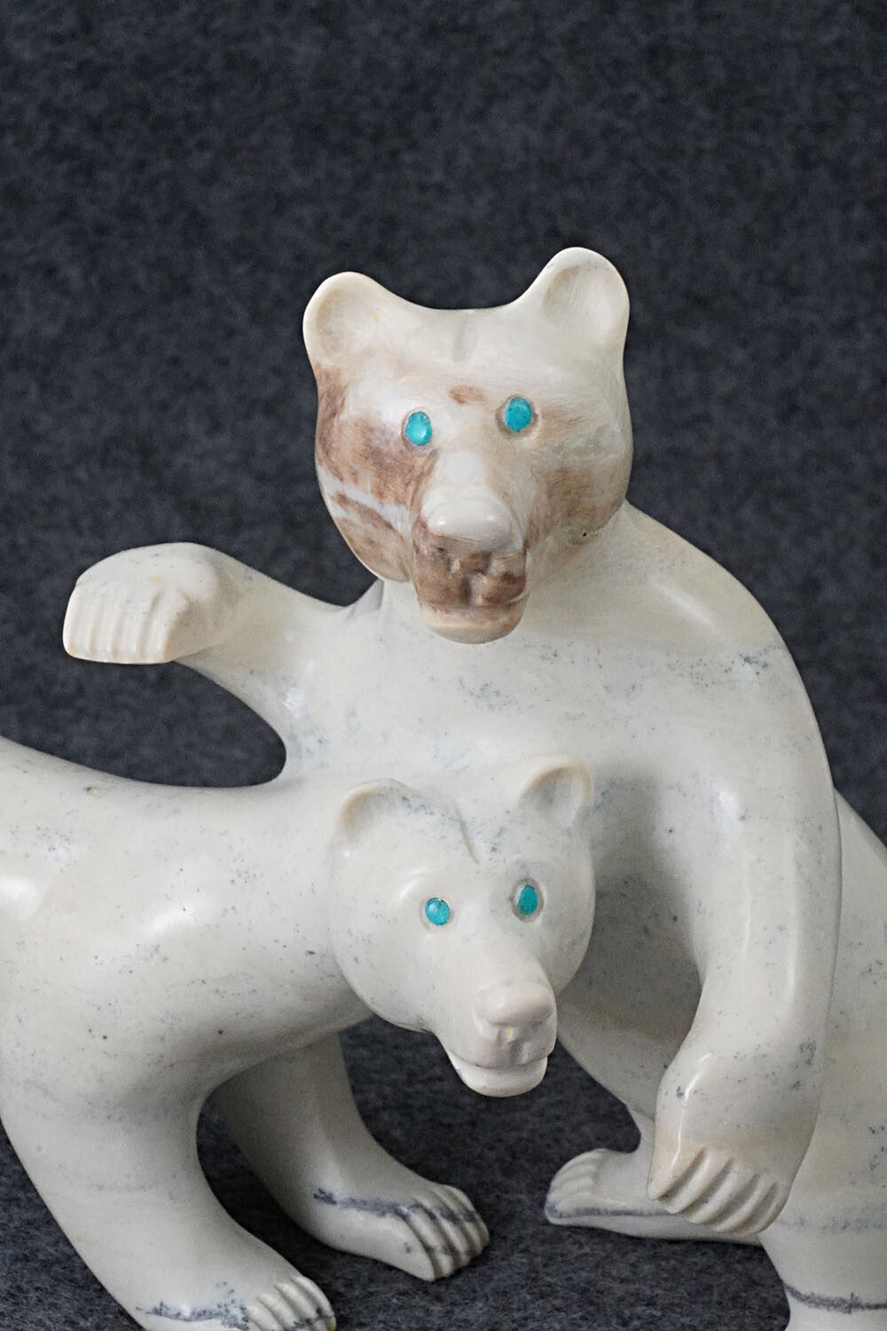 Bears Zuni Fetish Carving - Albert Eustace Sr.