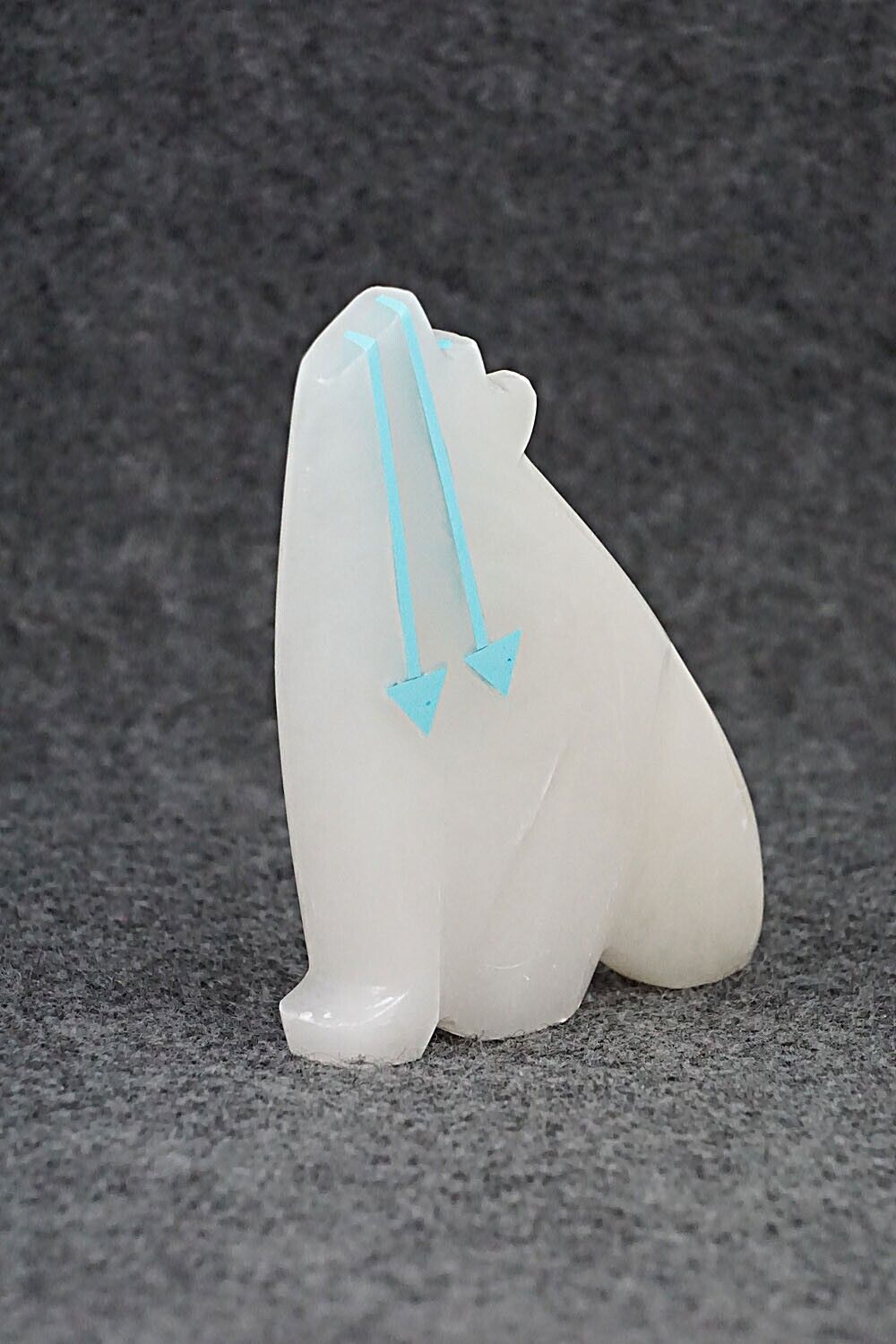 Wolf Zuni Fetish Carving - Bernard Laiwakete