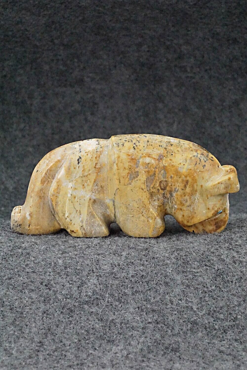 Mountain Lion Zuni Fetish Carving - Reynold Lunasee