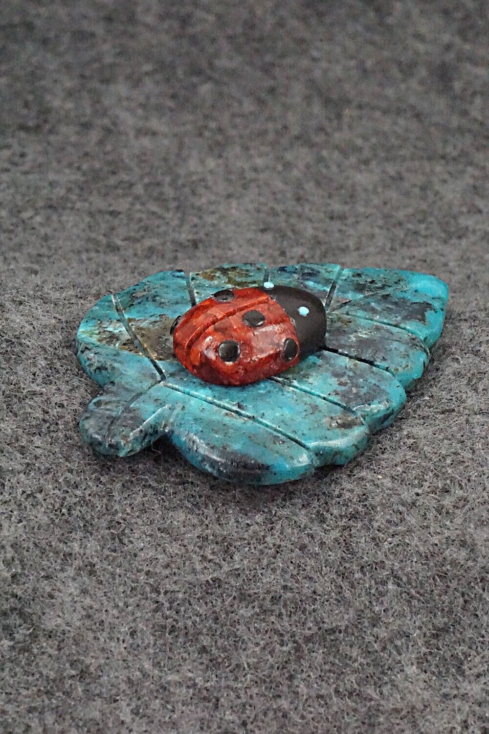 Ladybug on a Leaf Zuni Fetish Carving - Reynold Lunasee