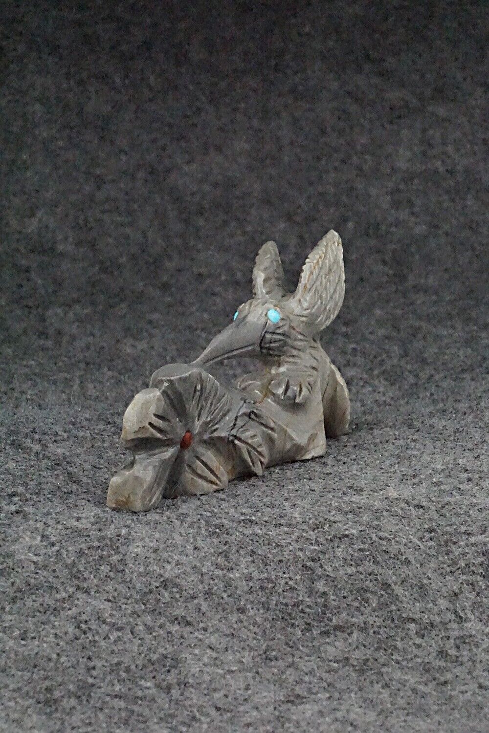 Hummingbird Zuni Fetish Carving - Cody Cheama