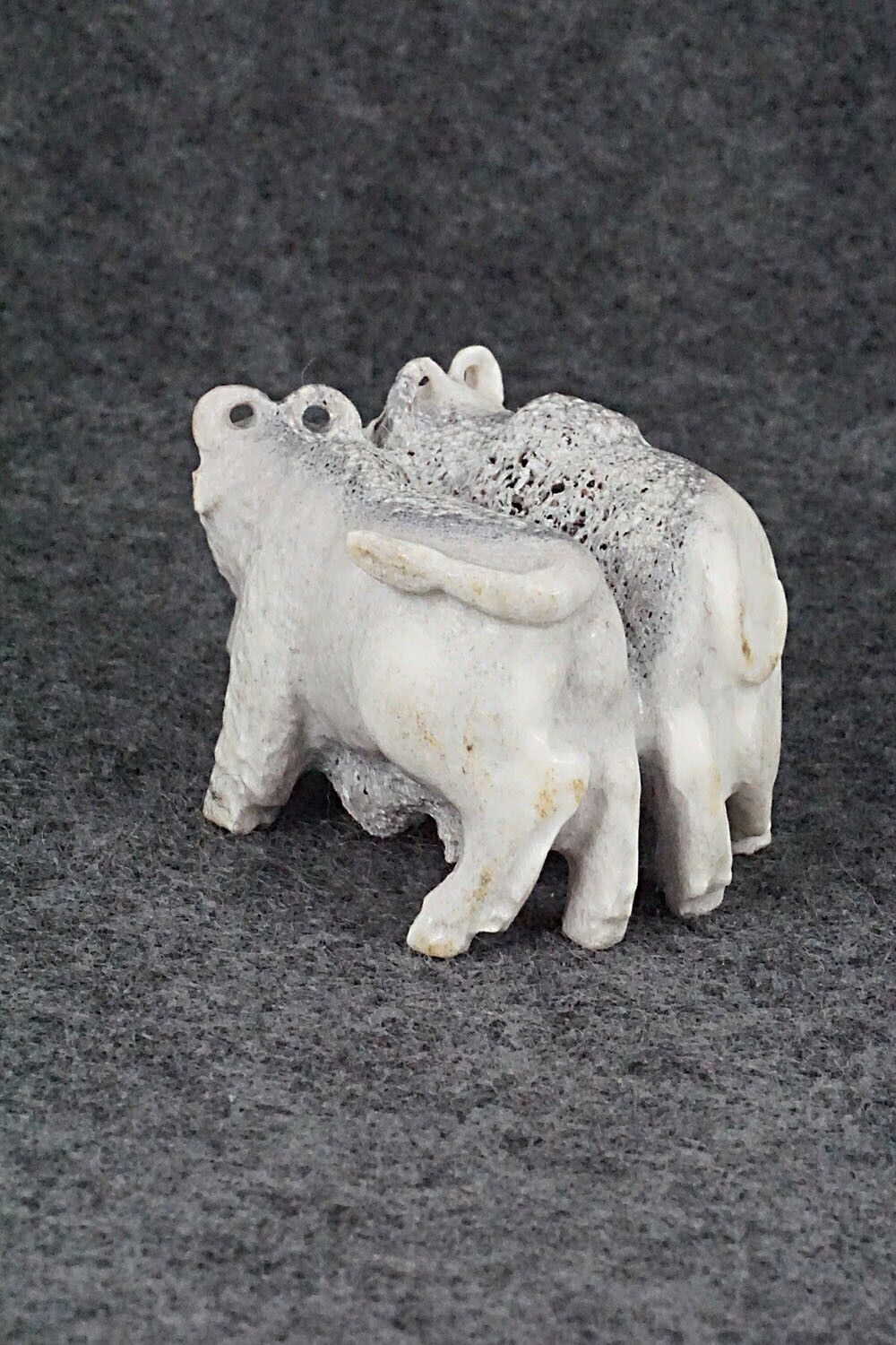 Buffalo Zuni Fetish Carving - Maxx Laate