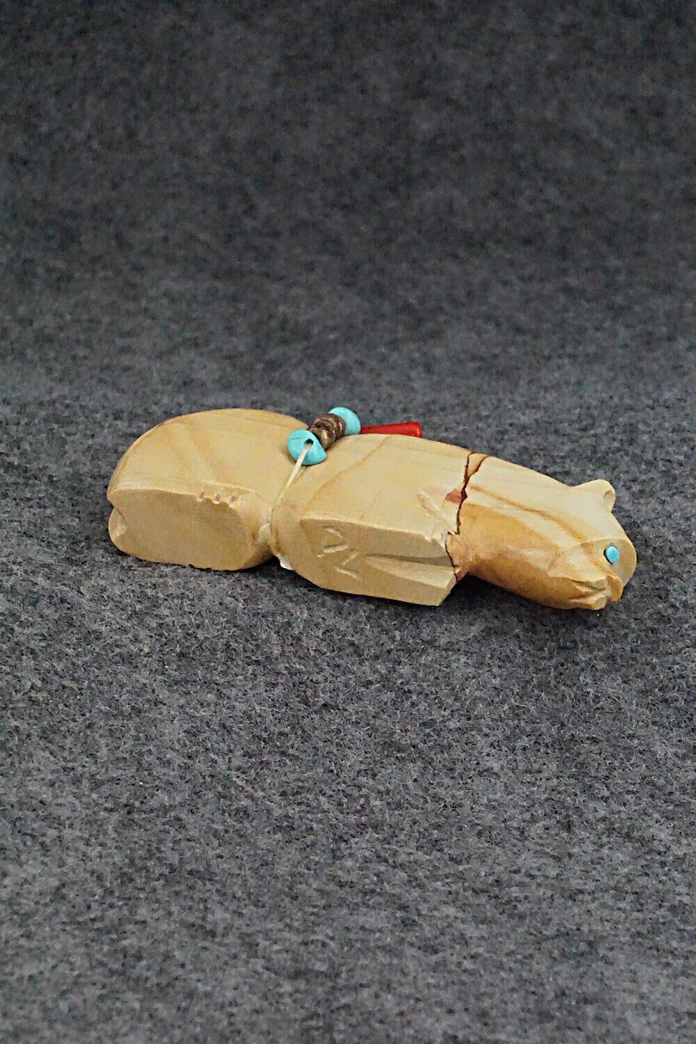 Bear Zuni Fetish Carving - Danette Laate