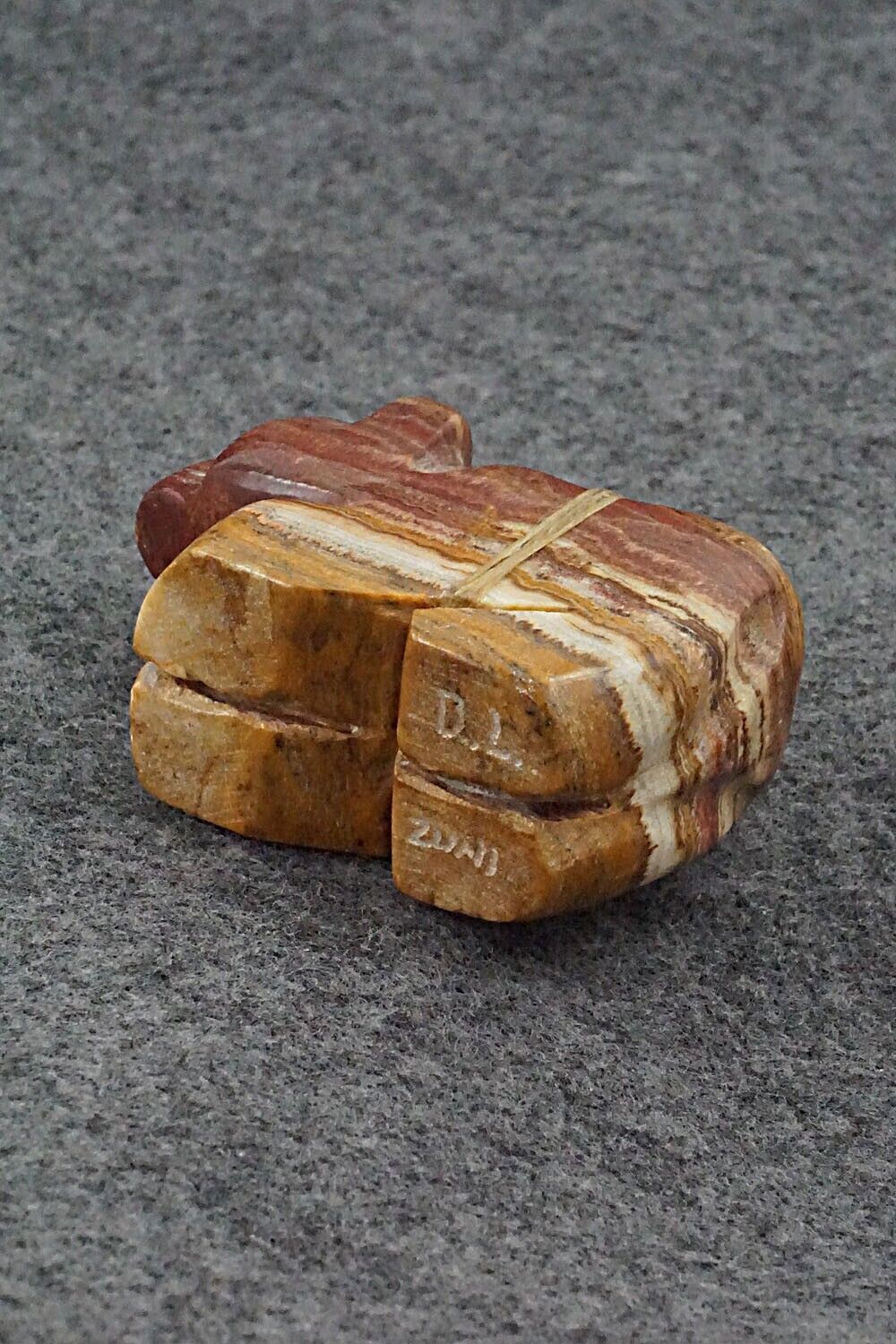 Bear Zuni Fetish Carving - Danny Lonjose