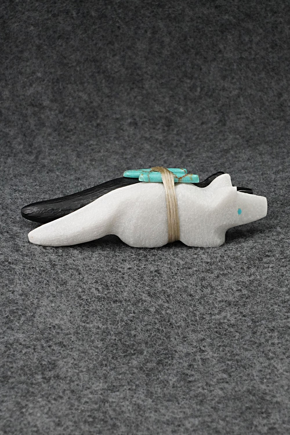 Bear Zuni Fetish Carving - Herbert Halate