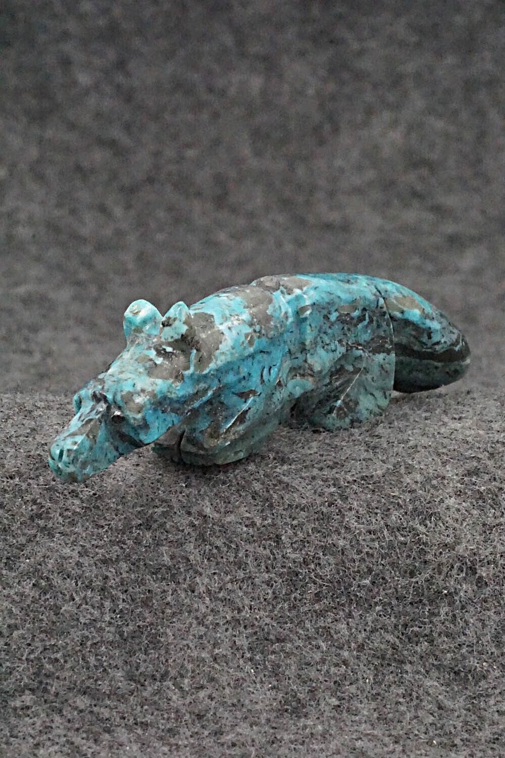Wolf Zuni Fetish Carving - Reynold Lunasee