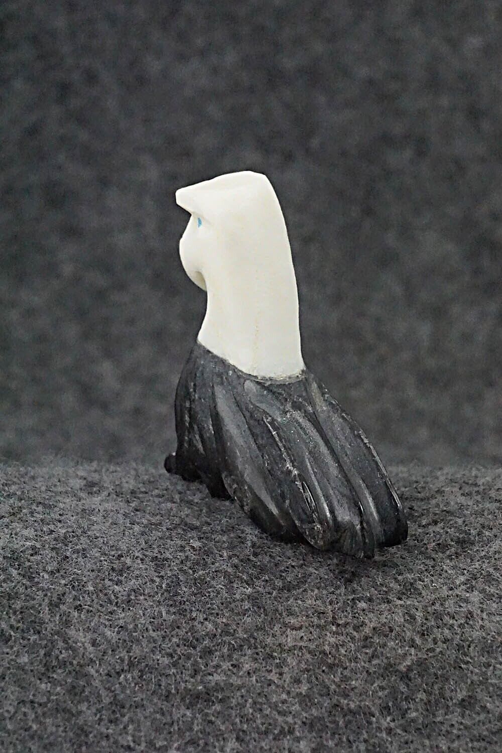 Eagle Zuni Fetish Carving - Kelly Lementino