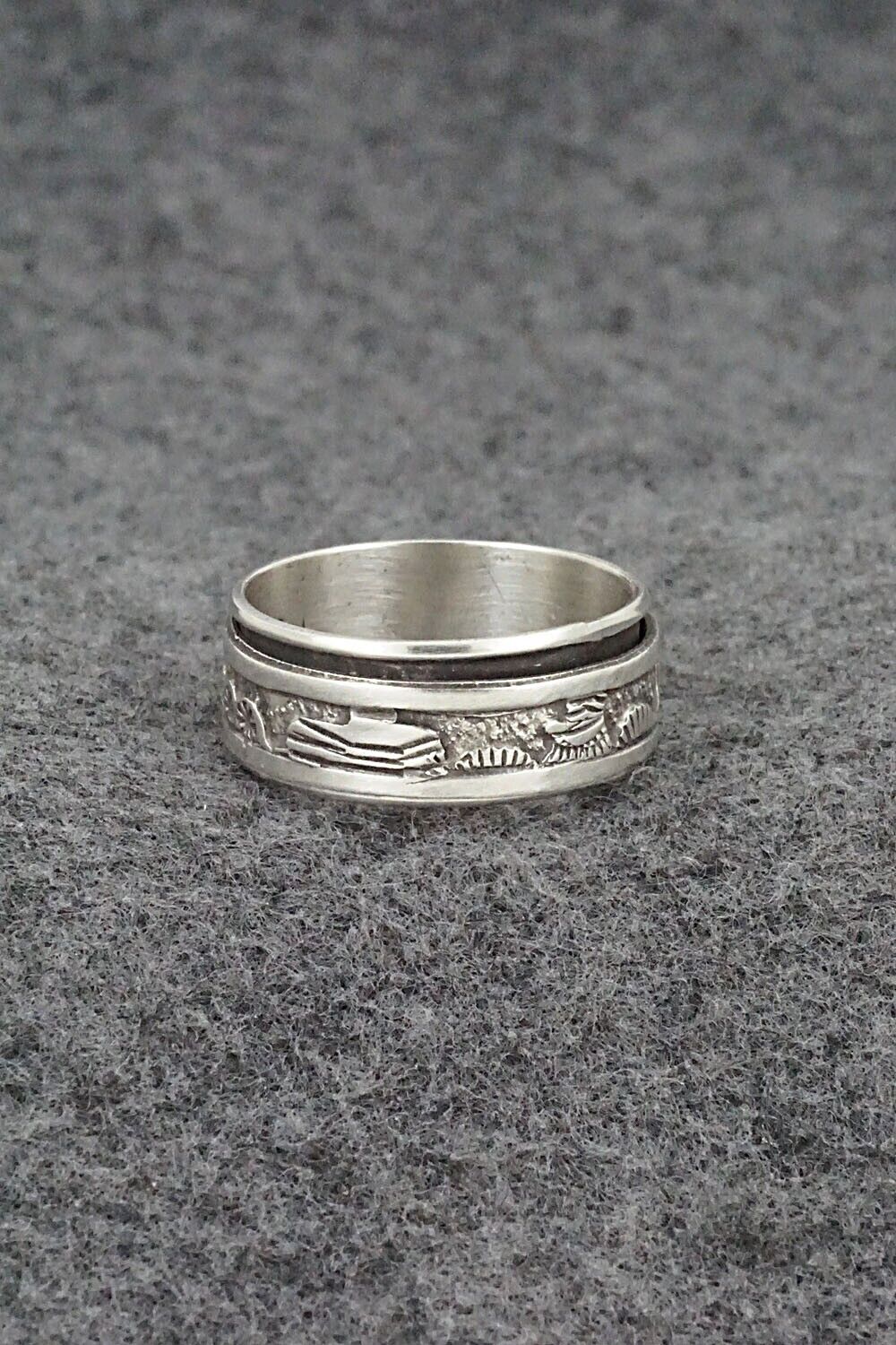 Sterling Silver Spinner Ring - Elaine Becenti - Size 11.75