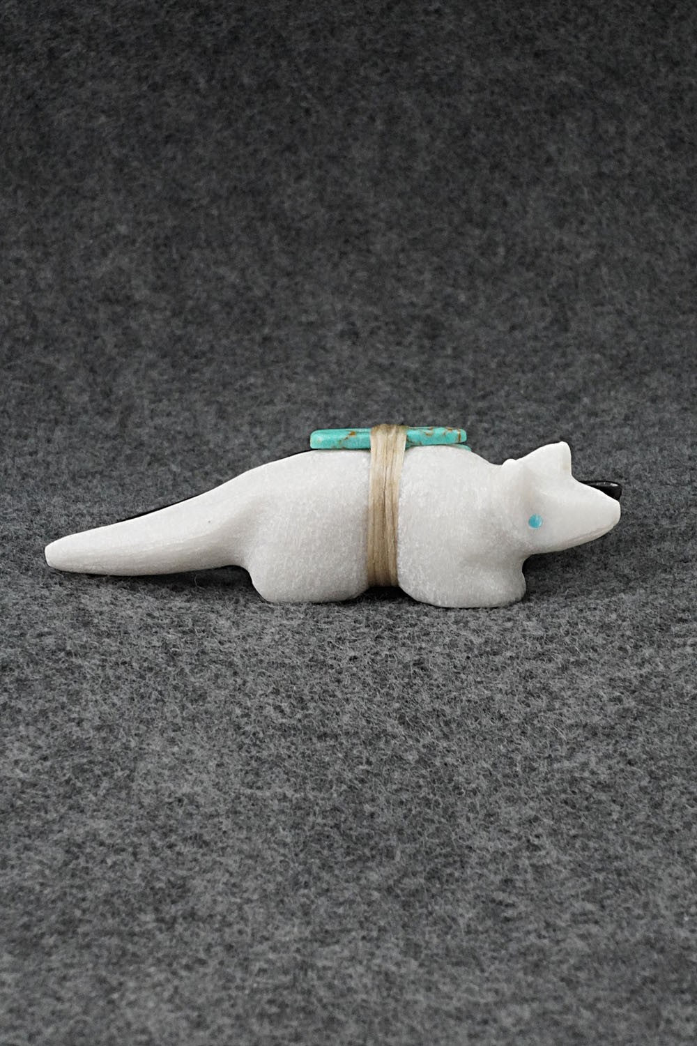 Wolf Zuni Fetish Carving - Herbert Halate