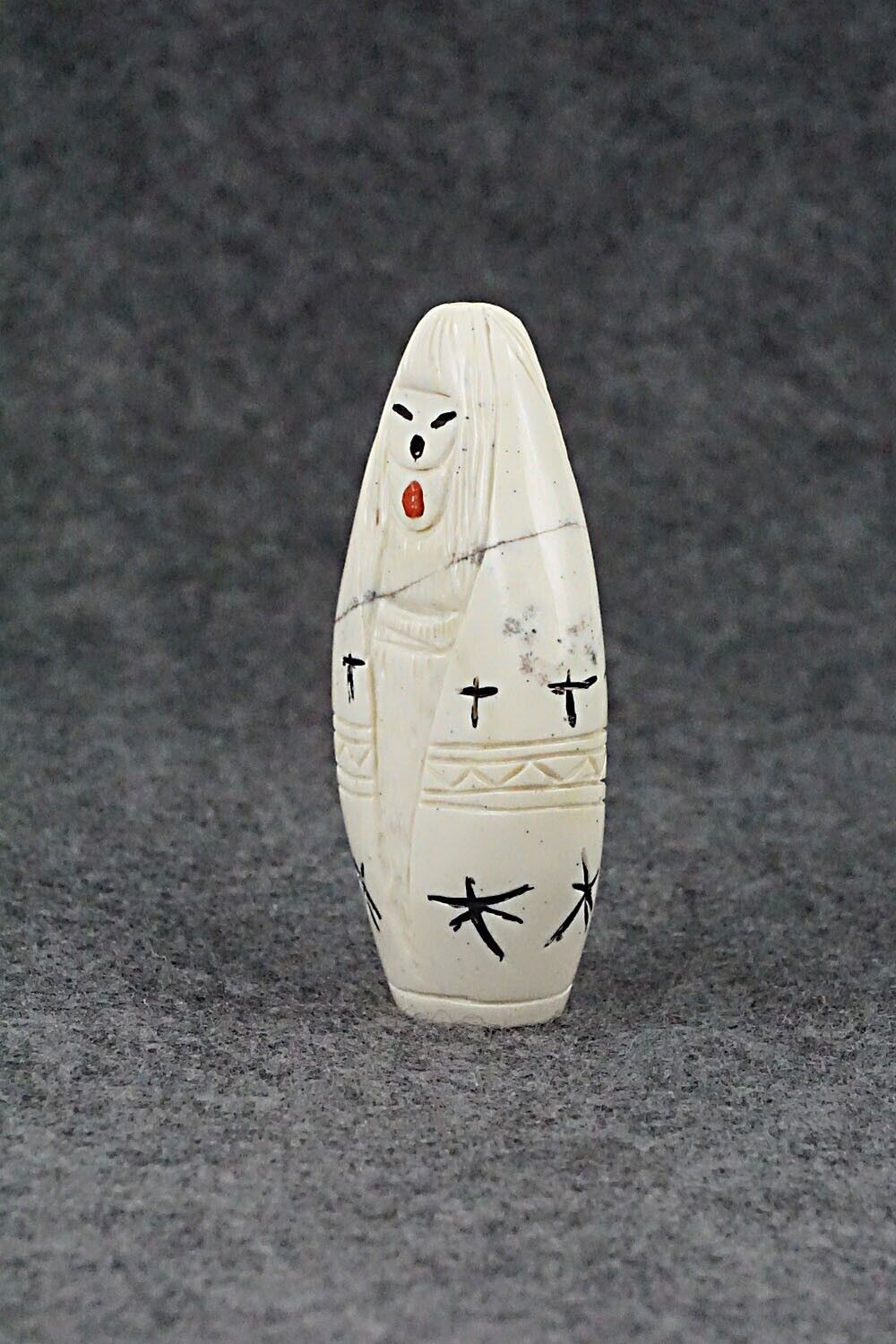 Corn Maiden Zuni Fetish Carving - Sandra Quandelacy
