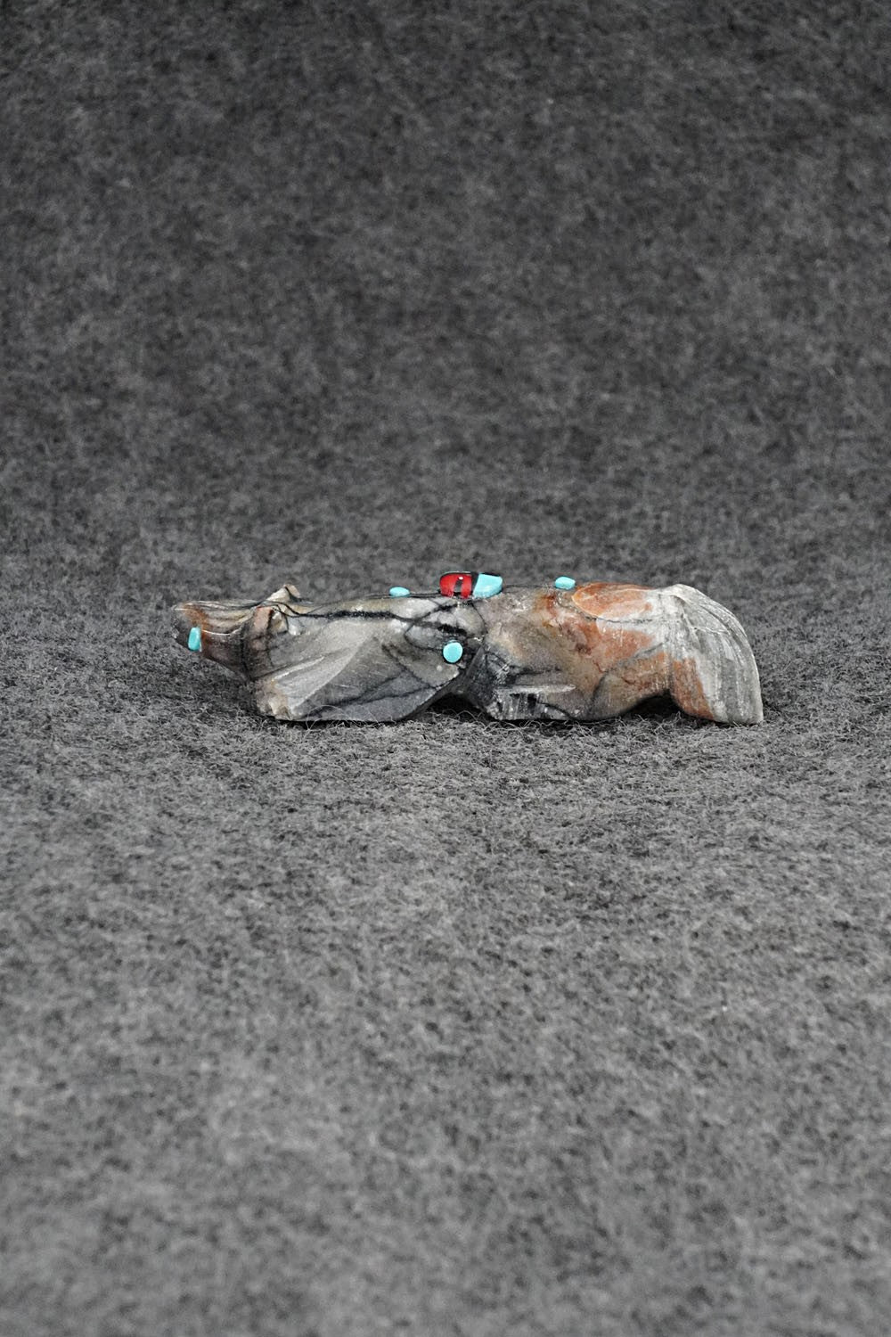 Fox Zuni Fetish Carving - Dannette Laate