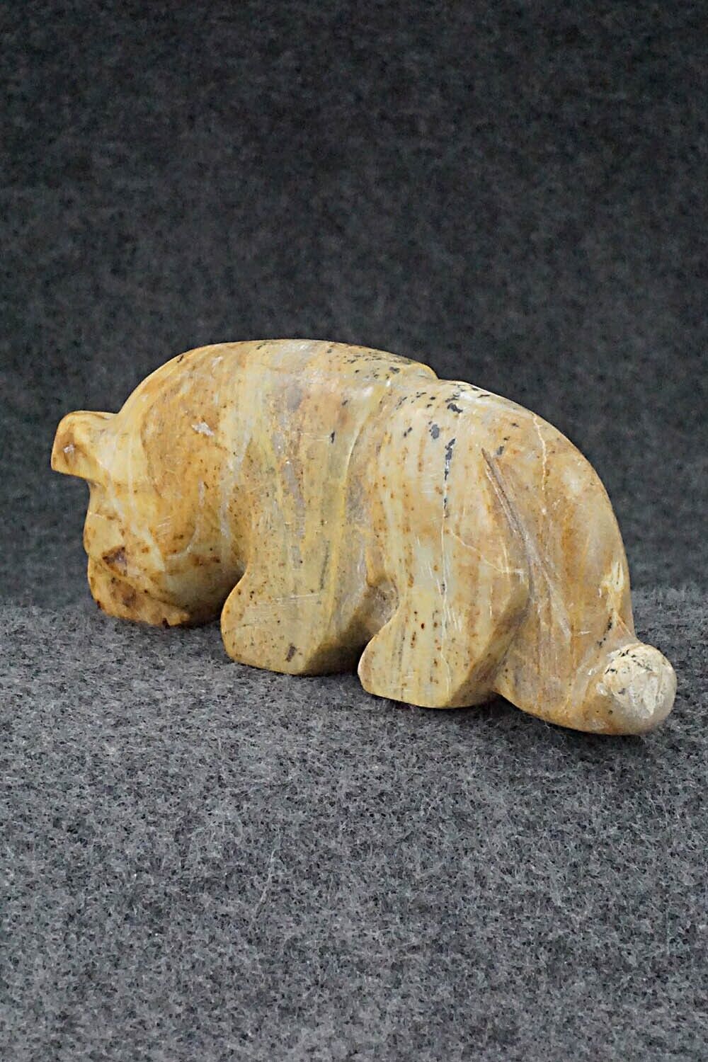 Mountain Lion Zuni Fetish Carving - Reynold Lunasee