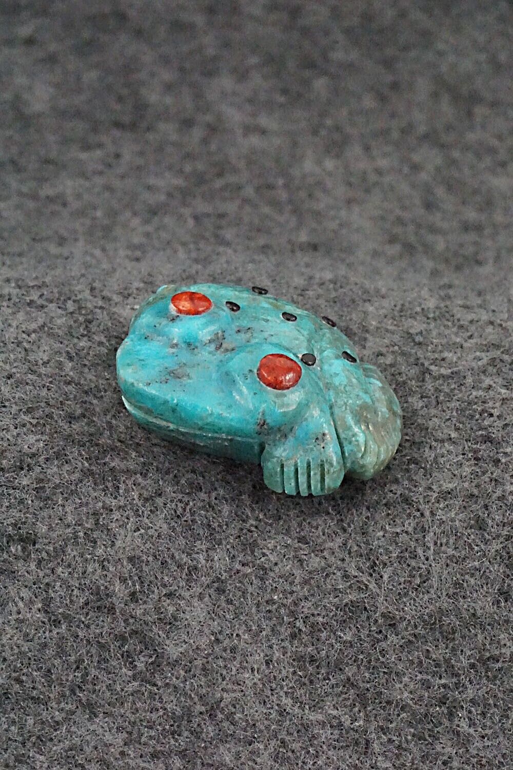 Frog Zuni Fetish Carving - Reynold Lunasee
