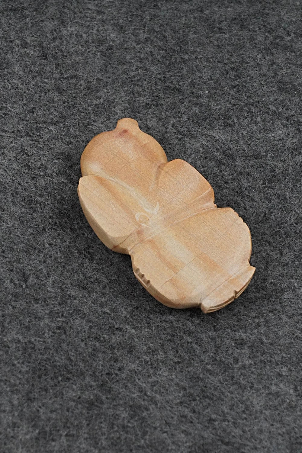 Badger Zuni Fetish Carving - Danette Laate