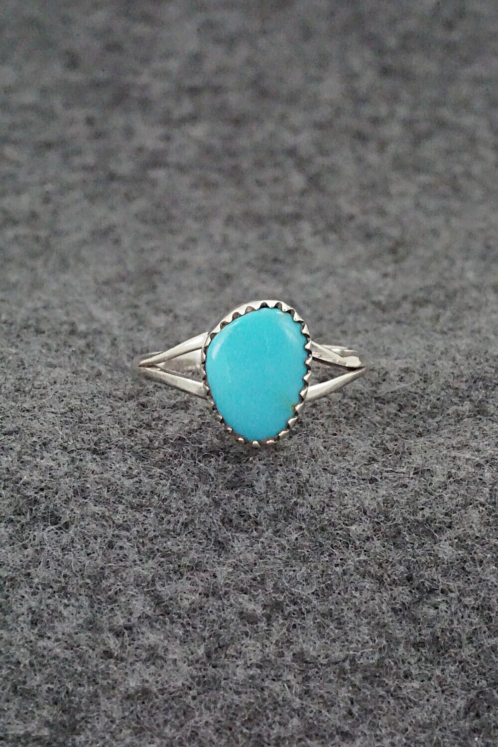 Turquoise & Sterling Silver Ring - Theresa Smith - Size 7