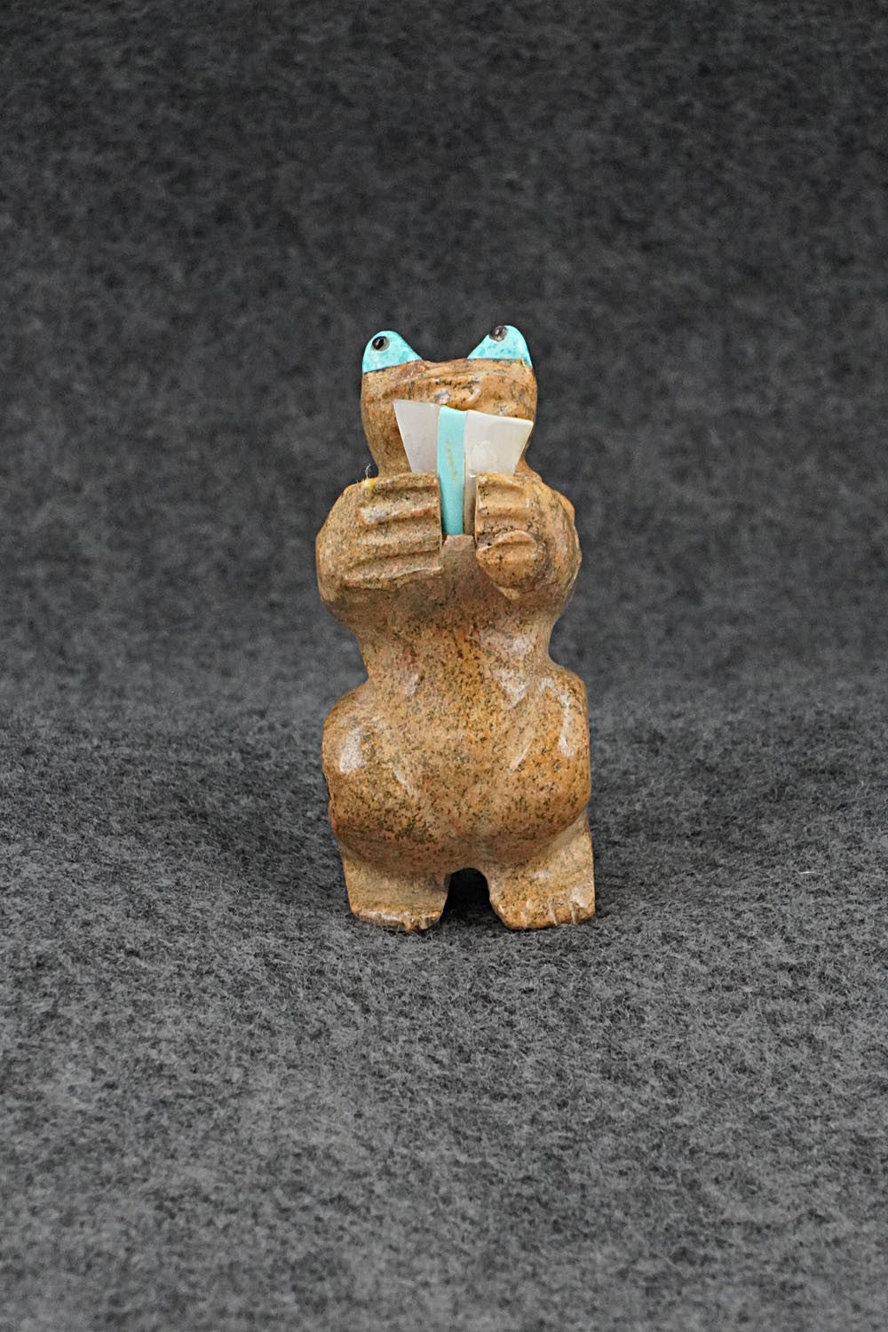 Frog Zuni Fetish Carving - Freddie Leekya