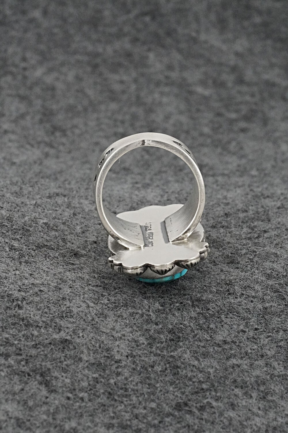 Turquoise & Sterling Silver Ring - Tom Lewis - Size 8