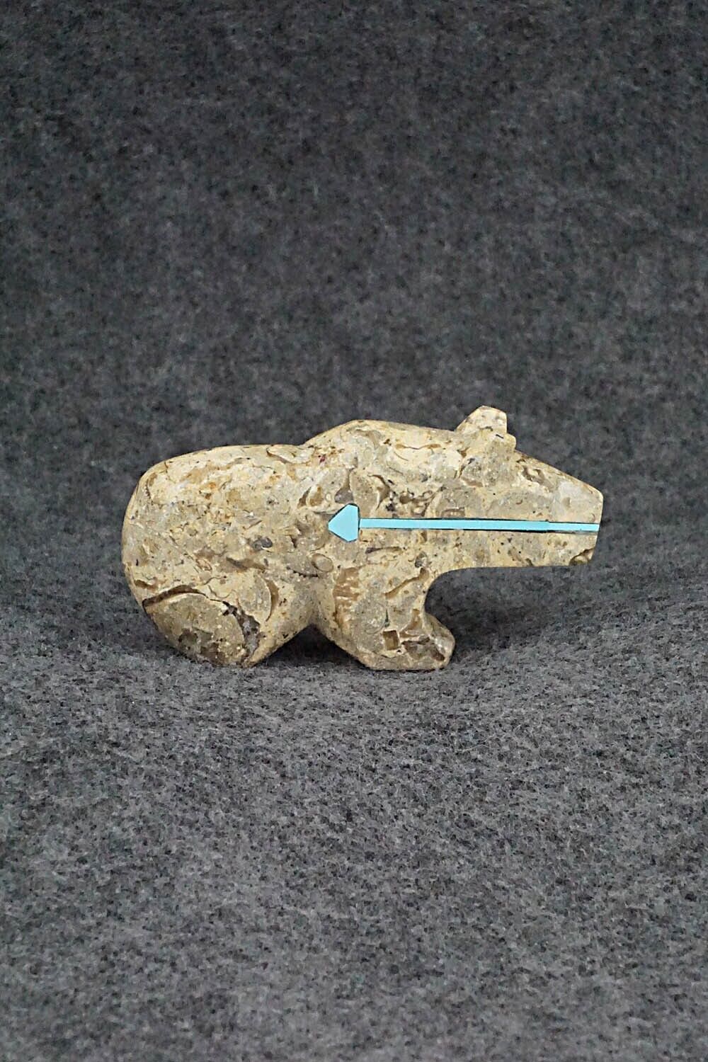 Bear Zuni Fetish Carving - Leonard Laiwakete