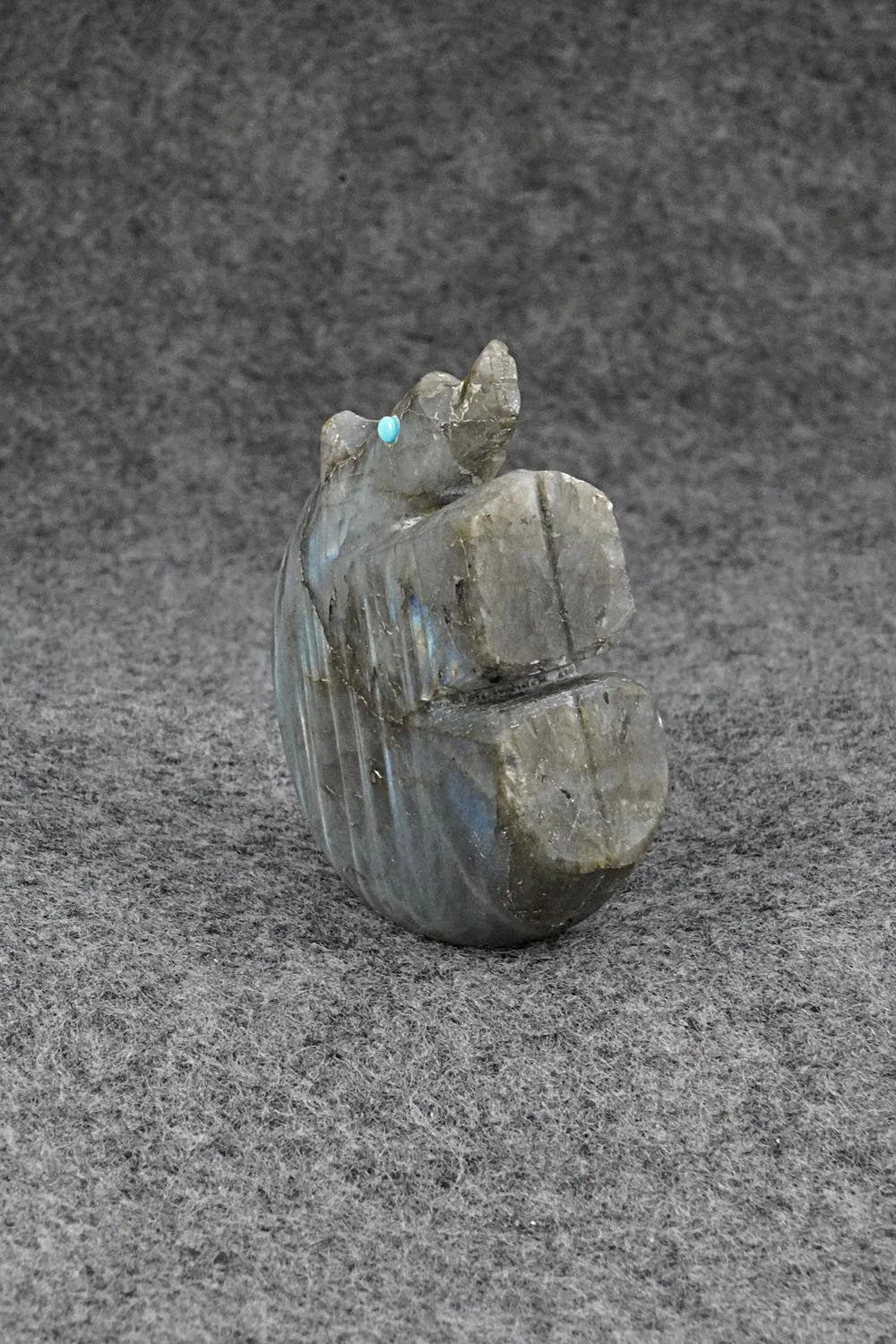 Bear Zuni Fetish Carving - Ronnie Lunasee