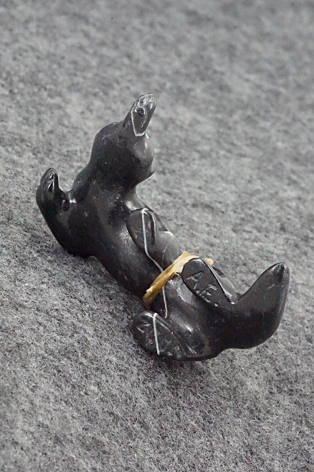 Wolf Zuni Fetish Carving - Albert Eustace