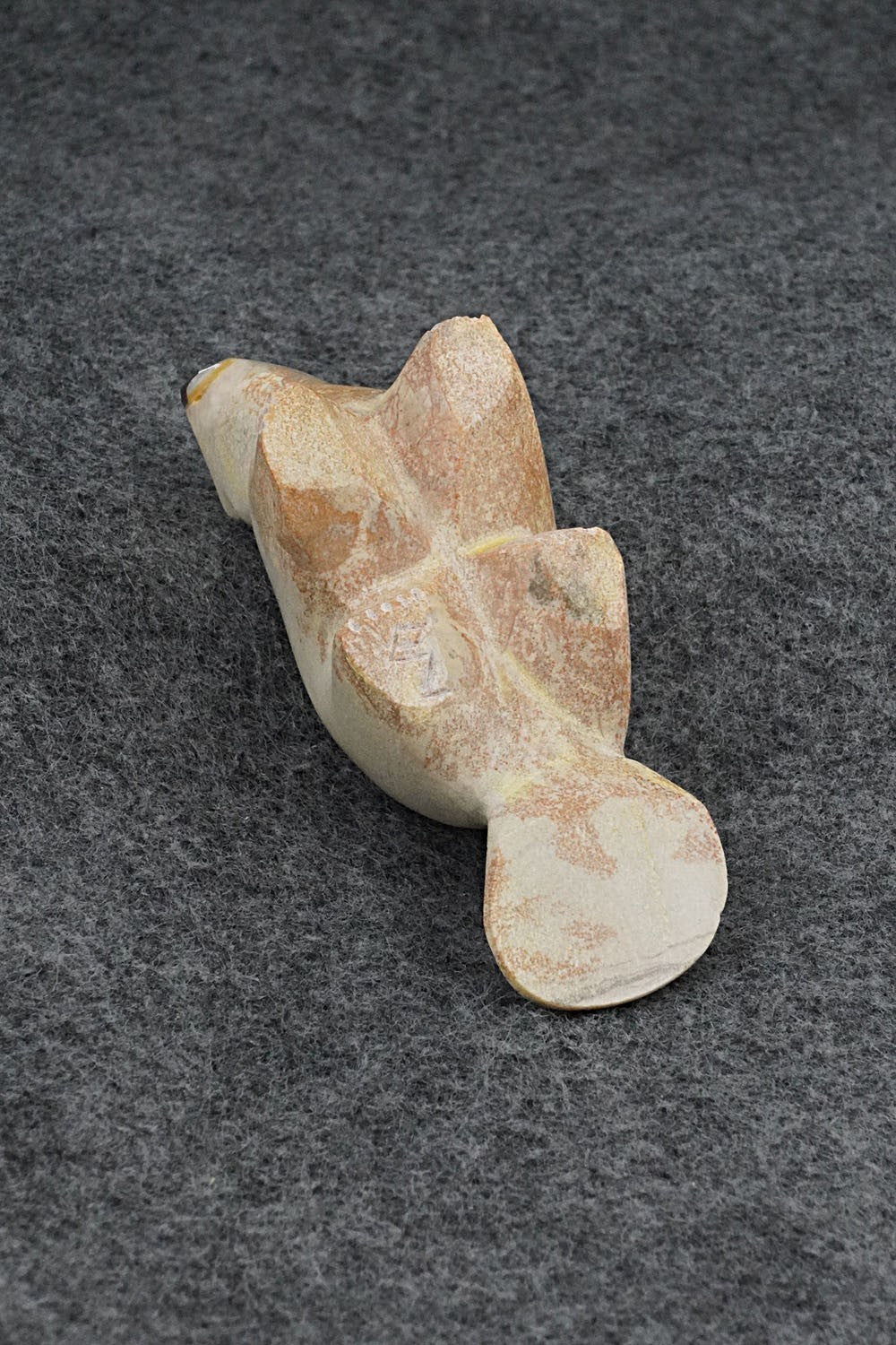 Beaver Zuni Fetish Carving - Enrike Leekya