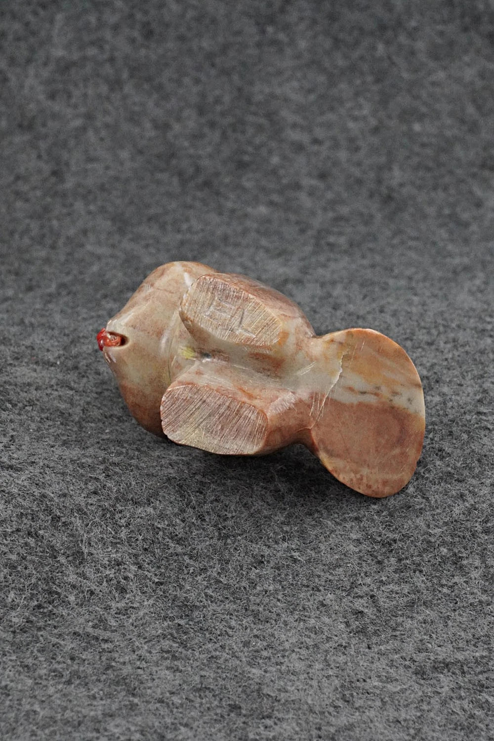 Beaver Zuni Fetish Carving - Enrike Leekya