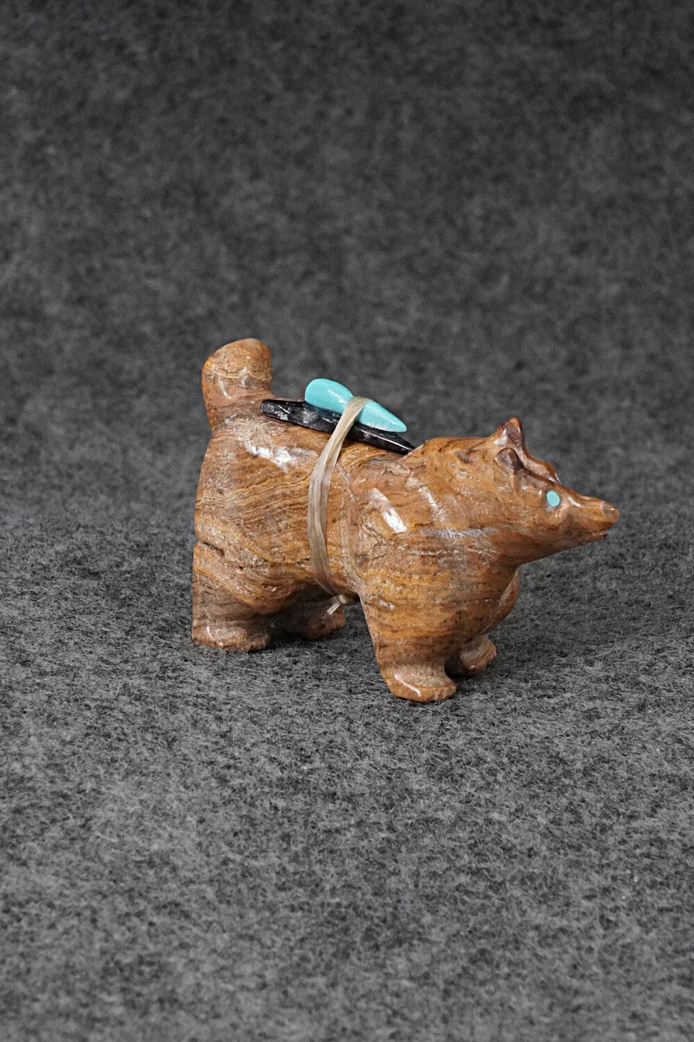 Fox Zuni Fetish Carving - Freddie Leekya