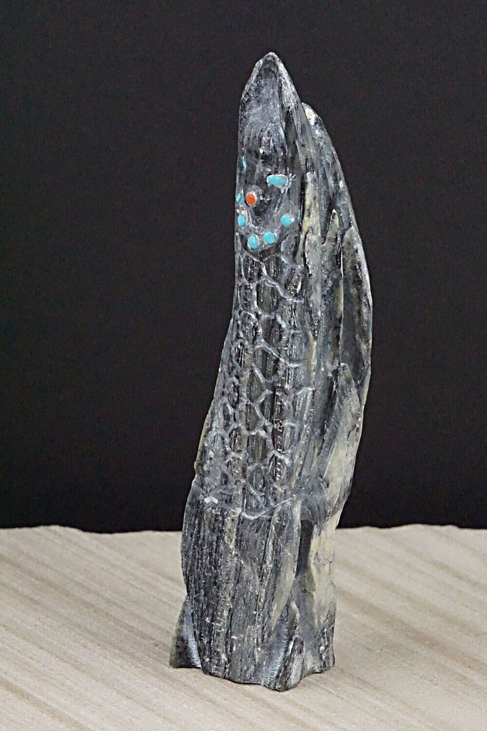 Corn Maiden Zuni Fetish Carving - Derrick Kaamasee