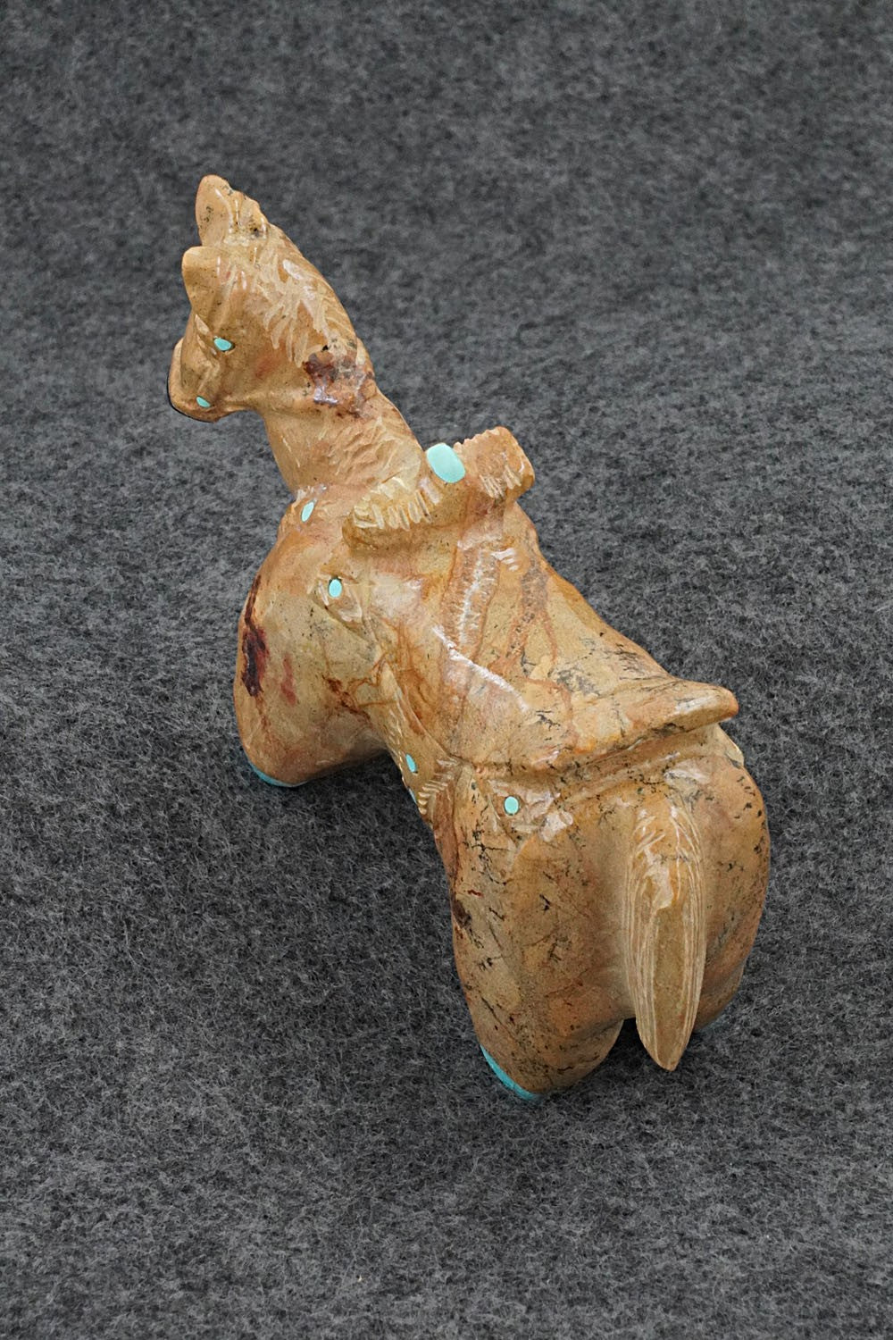 Horse Zuni Fetish Carving - Freddie Leekya