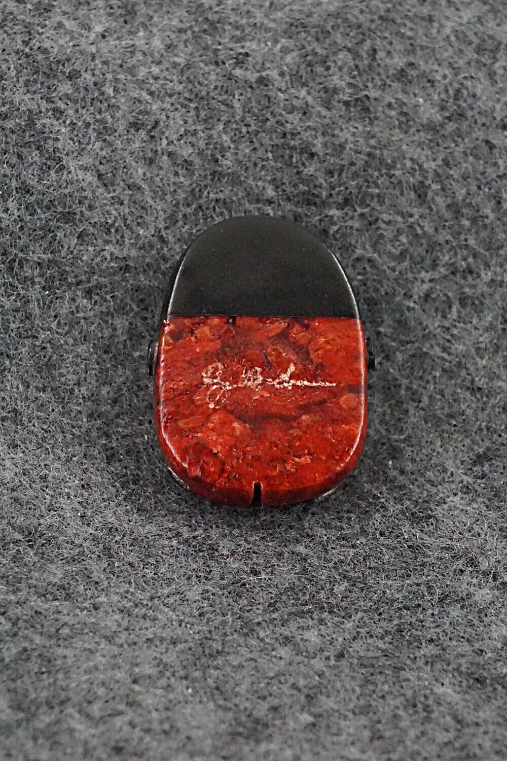 Ladybug Zuni Fetish Carving - Reynold Lunasee