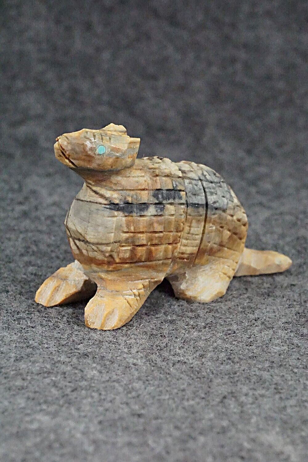 Armadillo Zuni Fetish Carving - Waylon Cheama
