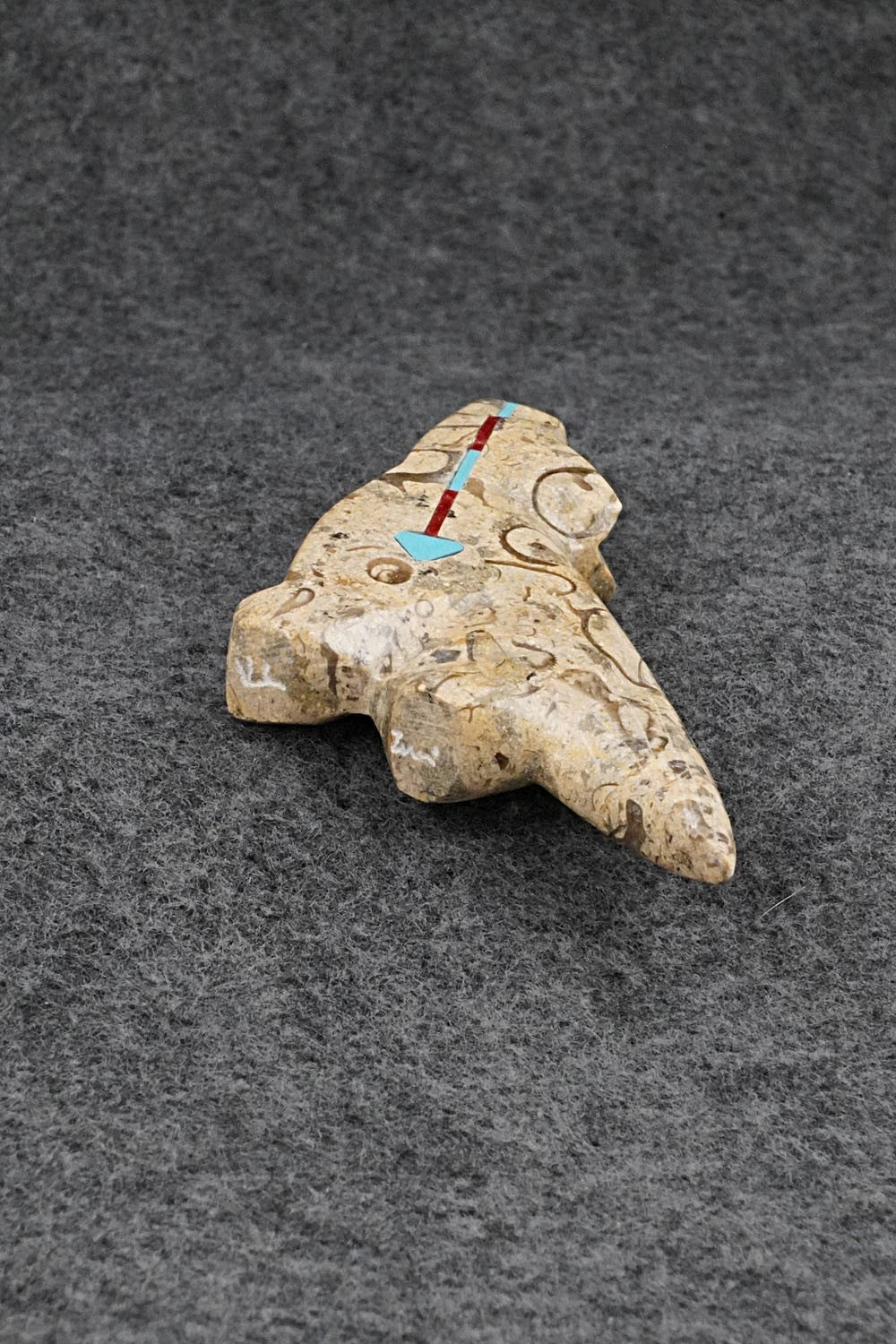 Wolf Zuni Fetish Carving - Kenric Laiwakete