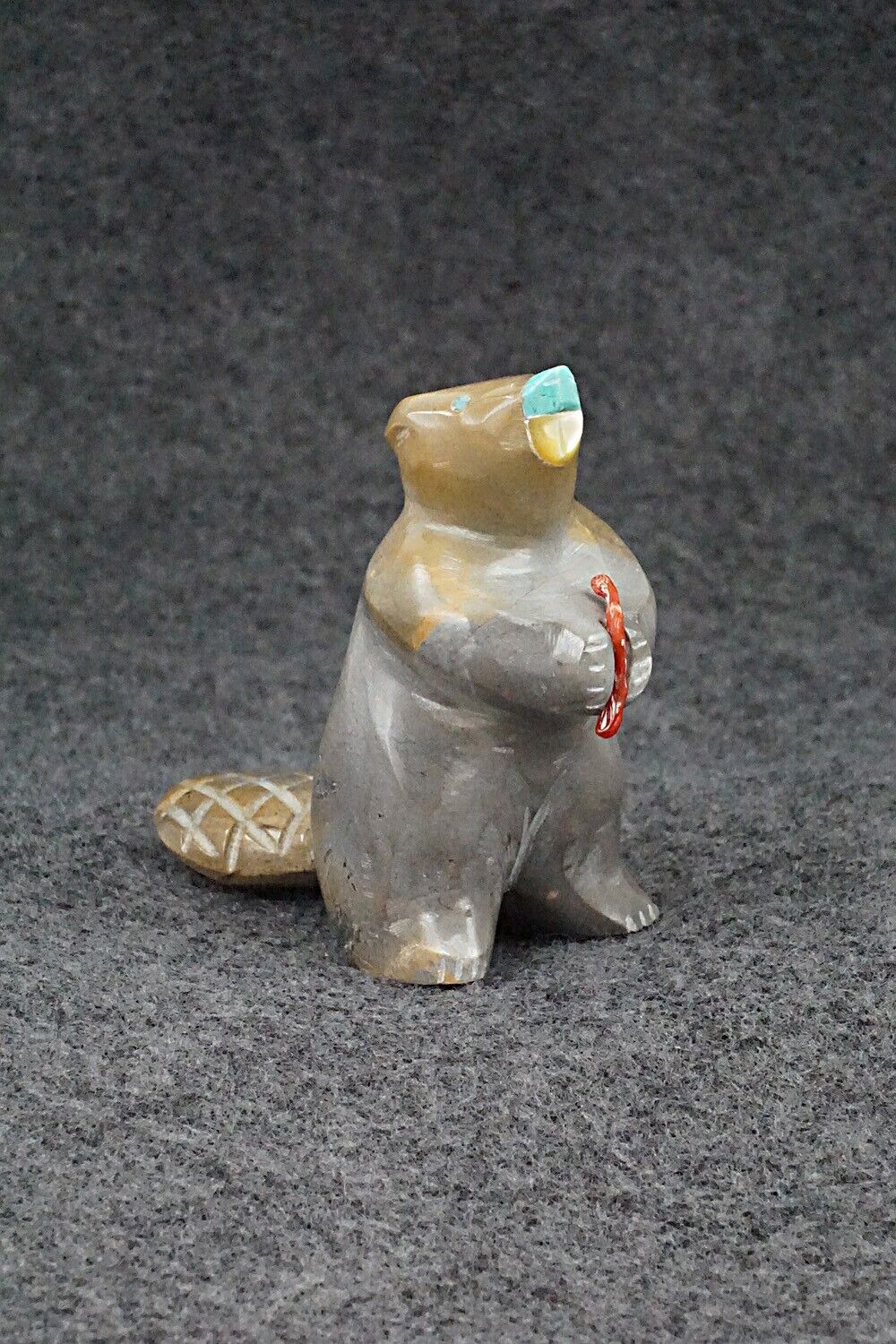 Beaver Zuni Fetish Carving - Enrike Leekya