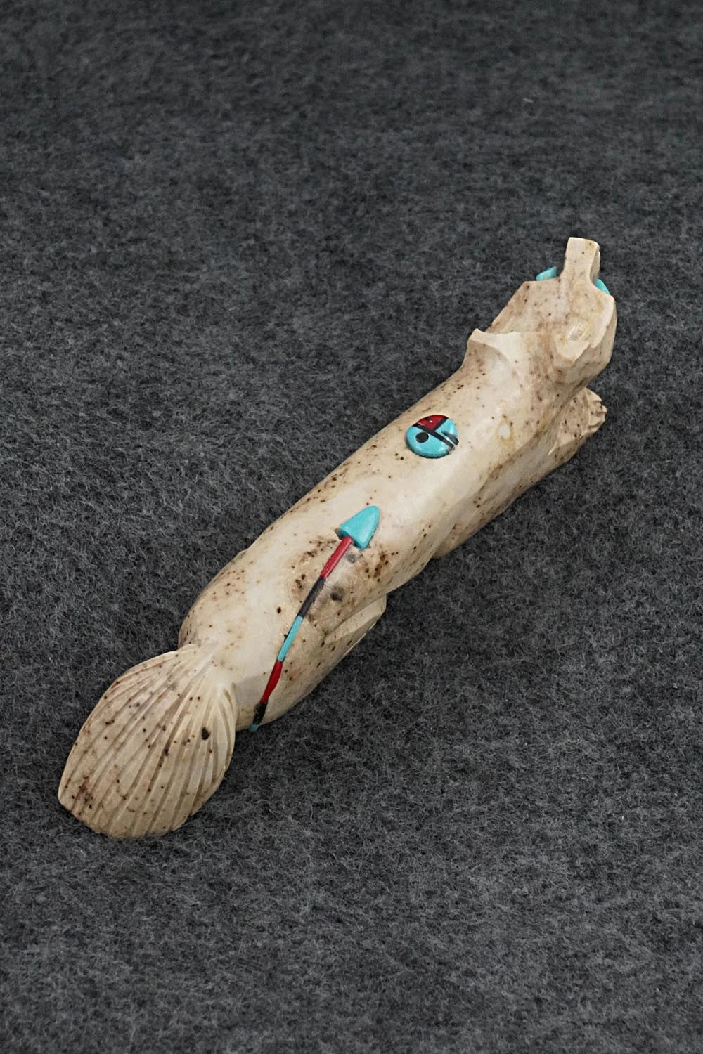 Fox Zuni Fetish Carving - Danette Laate