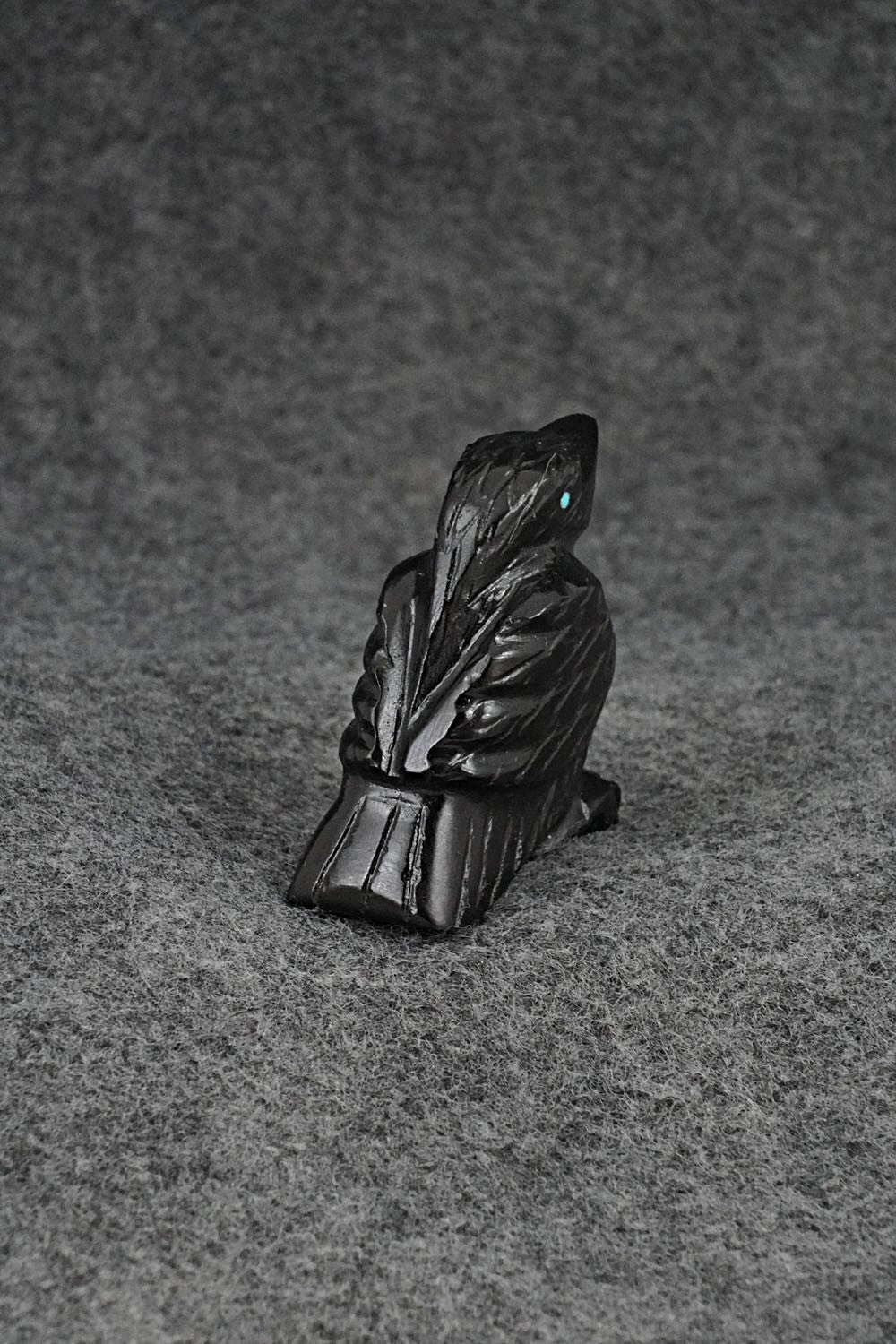 Crow Zuni Fetish Carving - Tony Mackel
