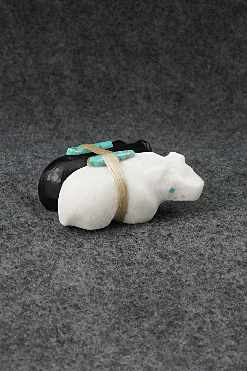 Bear Zuni Fetish Carving - Herbert Halate
