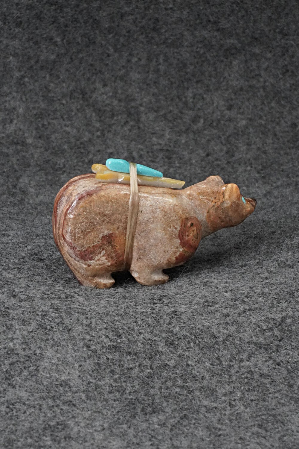 Bear Zuni Fetish Carving - Freddie Leekya