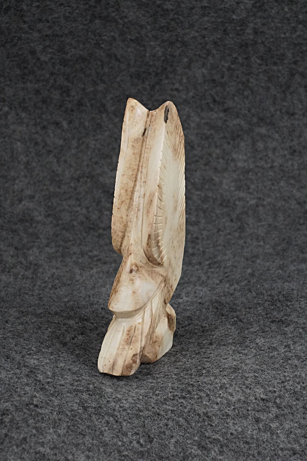 Hummingbird Zuni Fetish Carving - Danette Laate