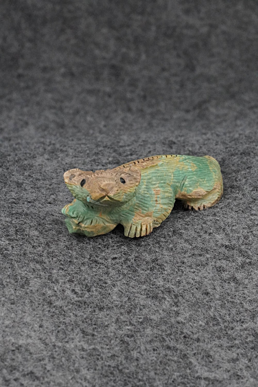 Badger Zuni Fetish Carving - Lance Cheama