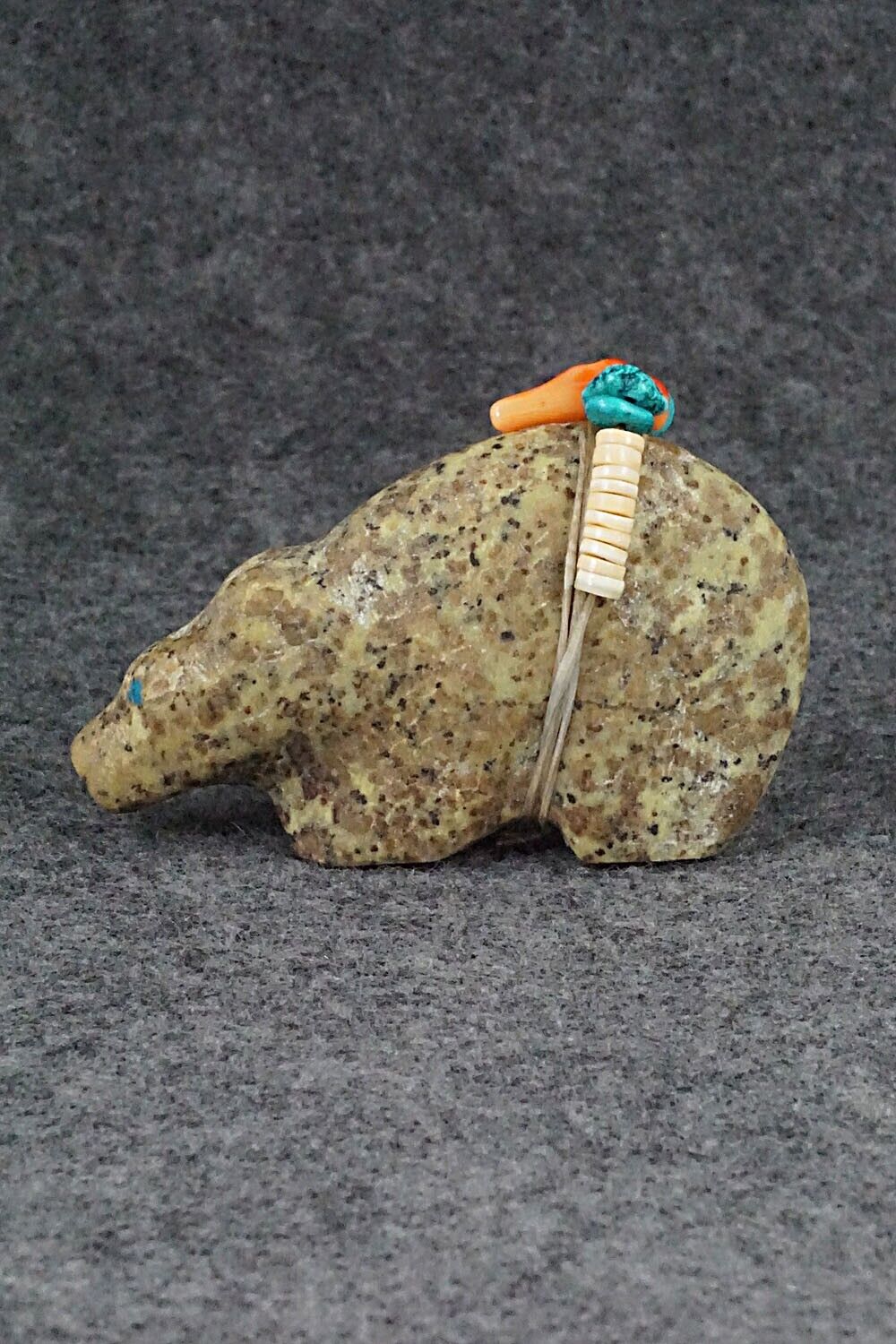 Bear Zuni Fetish Carving - Donovan Laiwakete