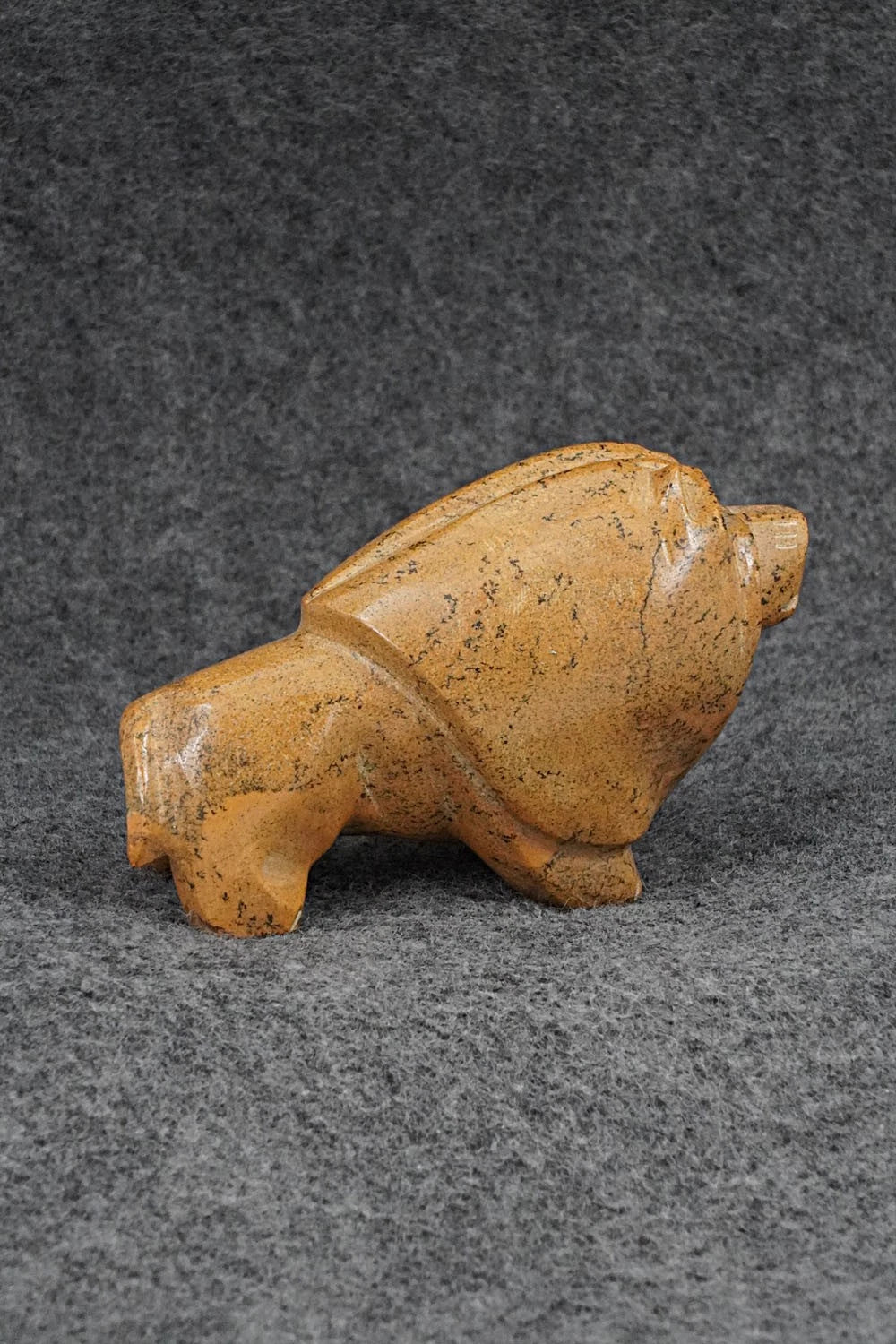 Lion Zuni Fetish Carving - Enrike Leekya