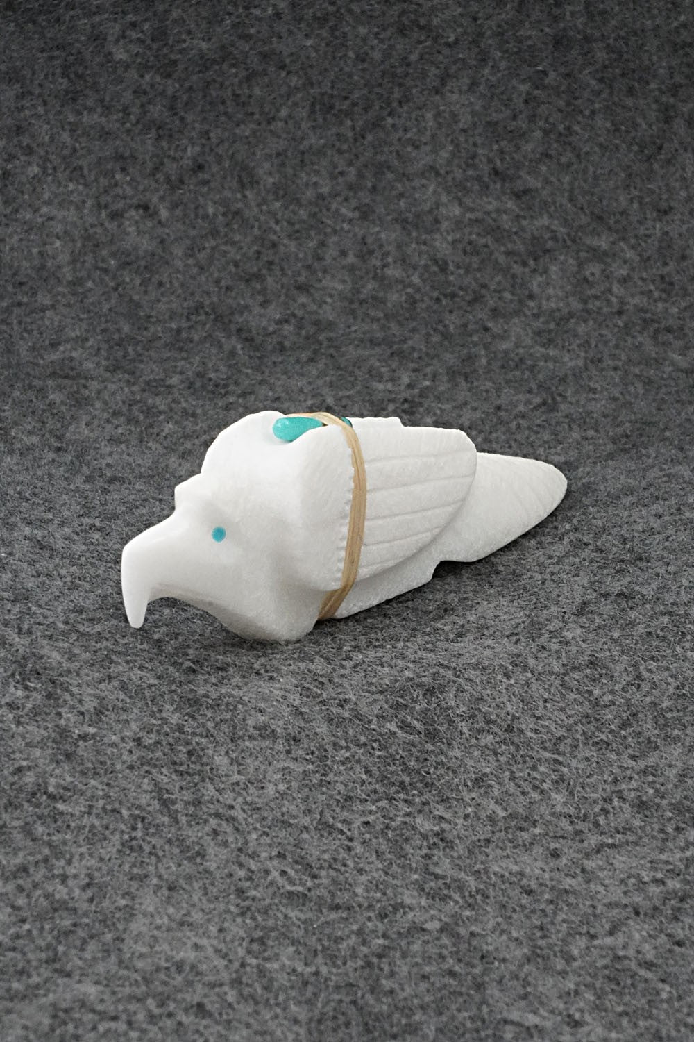 Eagle Zuni Fetish Carving - Herb Halate