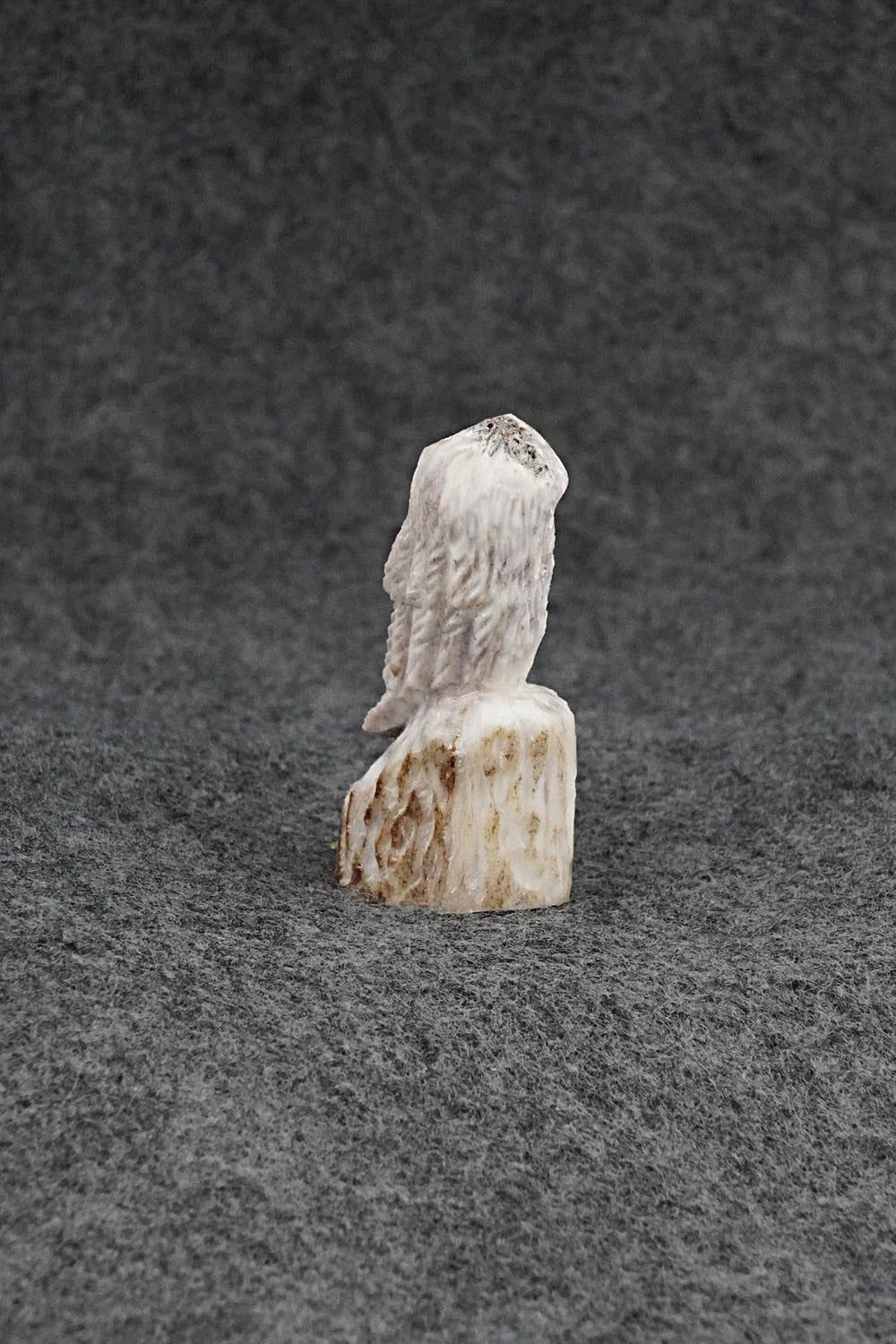Owl Zuni Fetish Carving - Ruben Najera