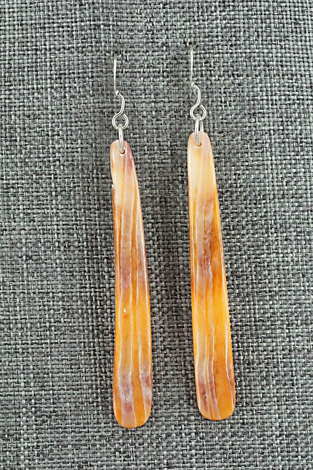 Spiny Oyster & Sterling Silver Earrings - Jesus Espino